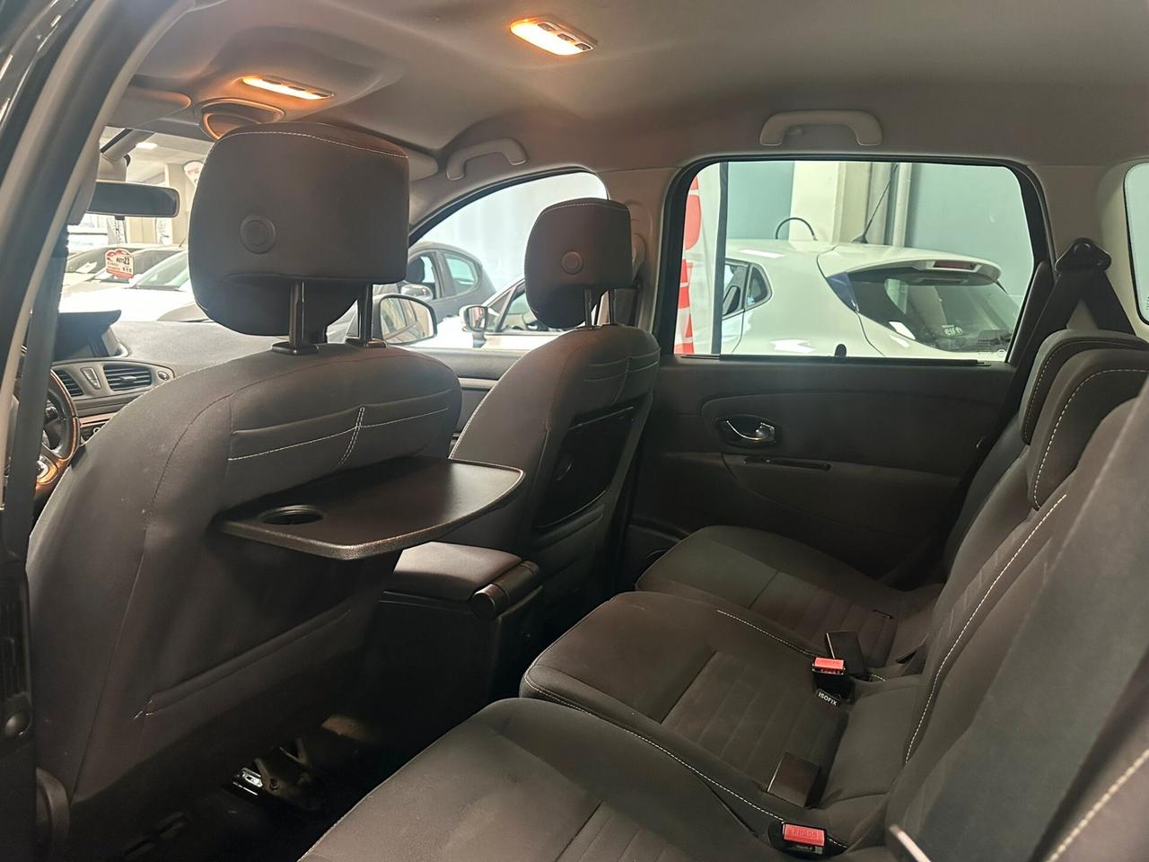 Renault Scenic Scénic XMod dCi 110 CV EDC Limited