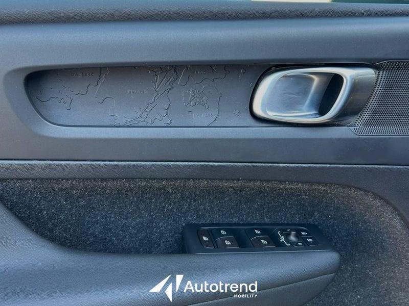 Volvo XC40 D3 150 CV Automatica NAVI LED Momentum Core