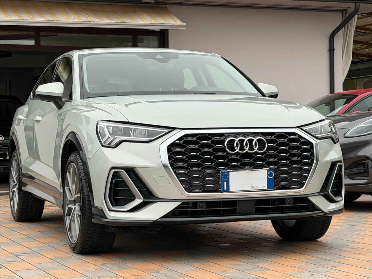 Audi Q3 SB 35 2.0 TDI 150 cv. S Tronic LINE EDITION