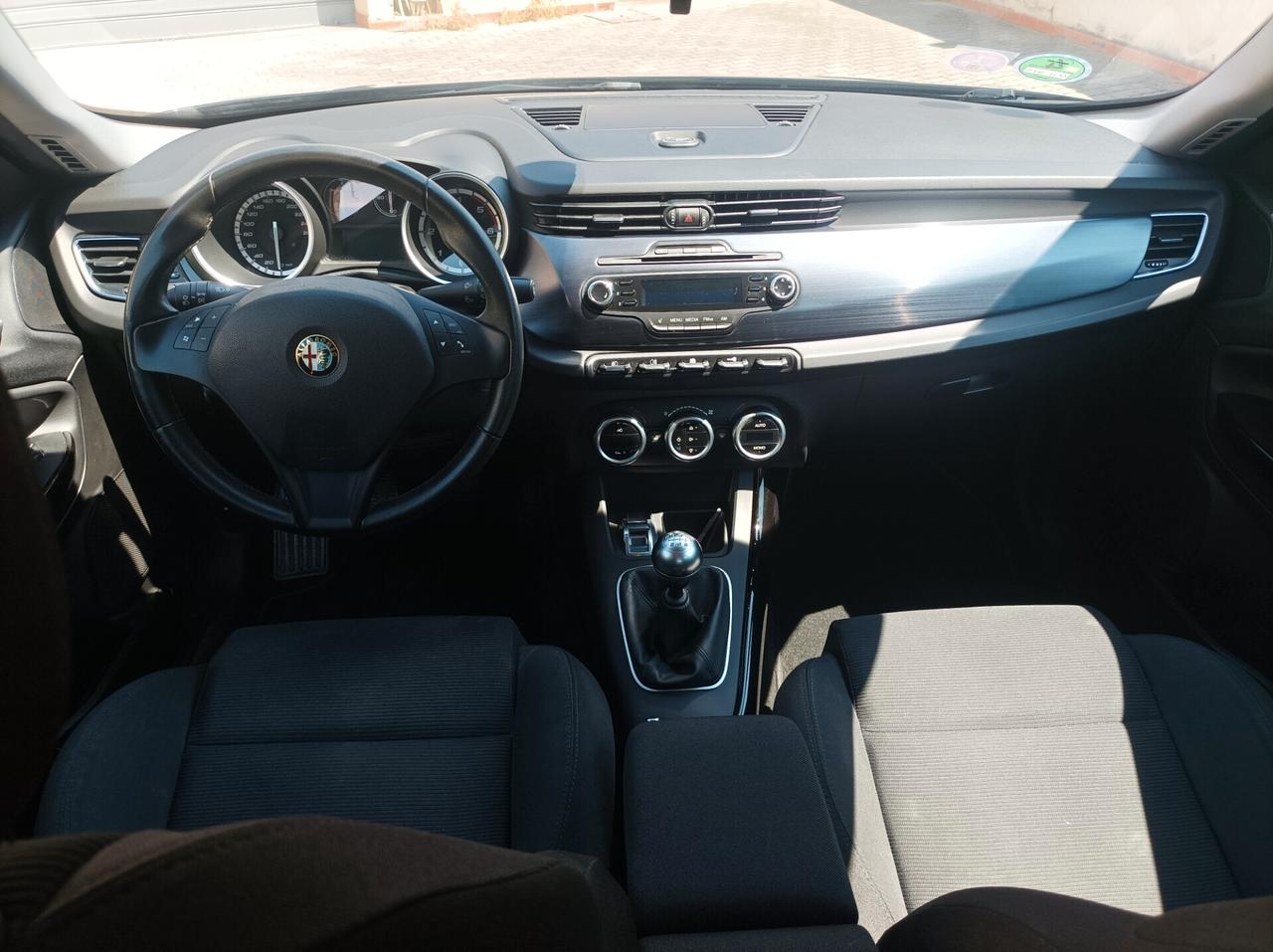 Alfa Romeo Giulietta 1.6 JTDm-2 105 CV Distinctive