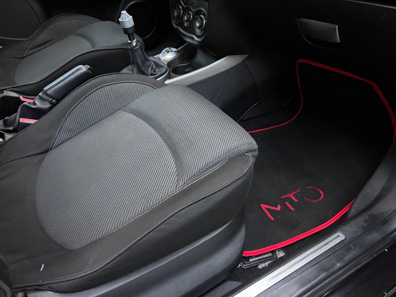 Alfa Romeo MiTo 1.6 JTDm 16V 120CV Distinctive Sport Pack