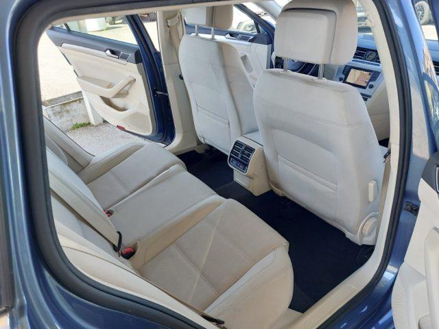 VOLKSWAGEN Passat Variant 1.6 TDI Trendline BlueMotion Technology