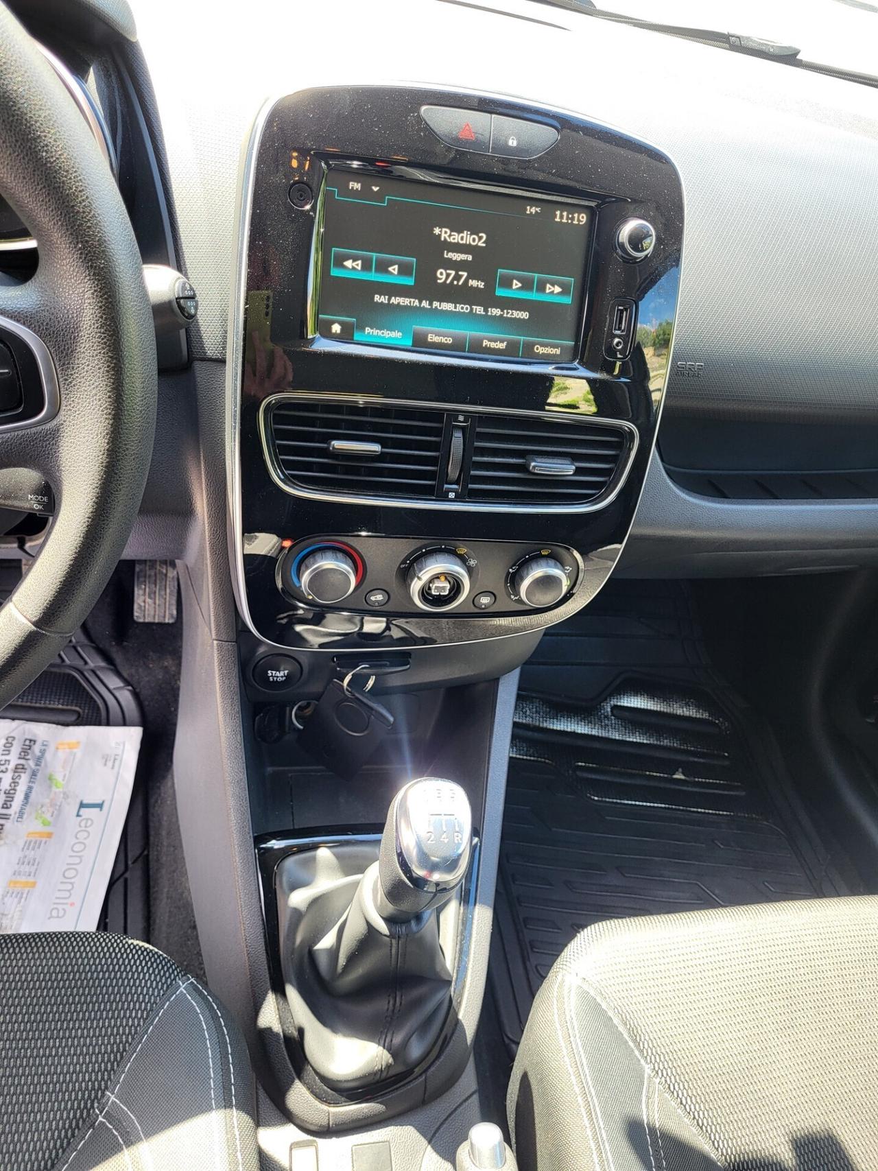 RENAULT CLIO 1,5 dCi-KM 71000-NAVI-2 REVISIONI