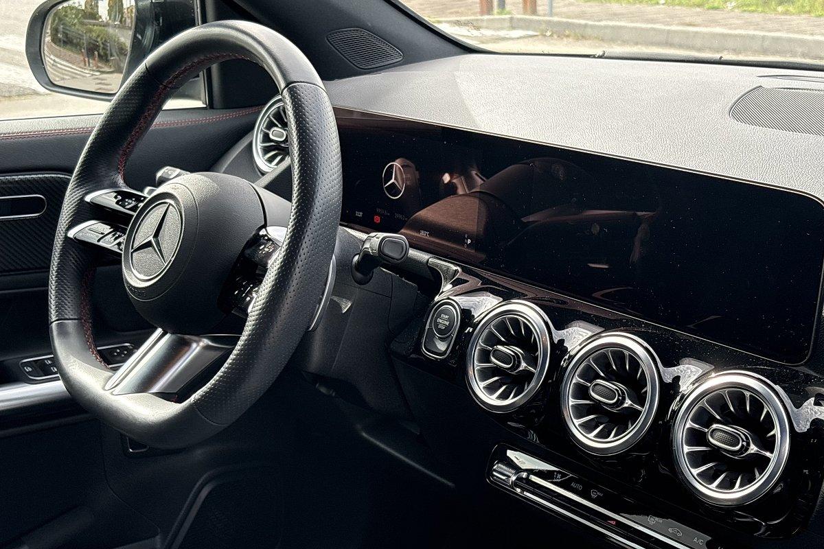 MERCEDES GLA 250 e hybrid EQ AMG Line Advanced Plus