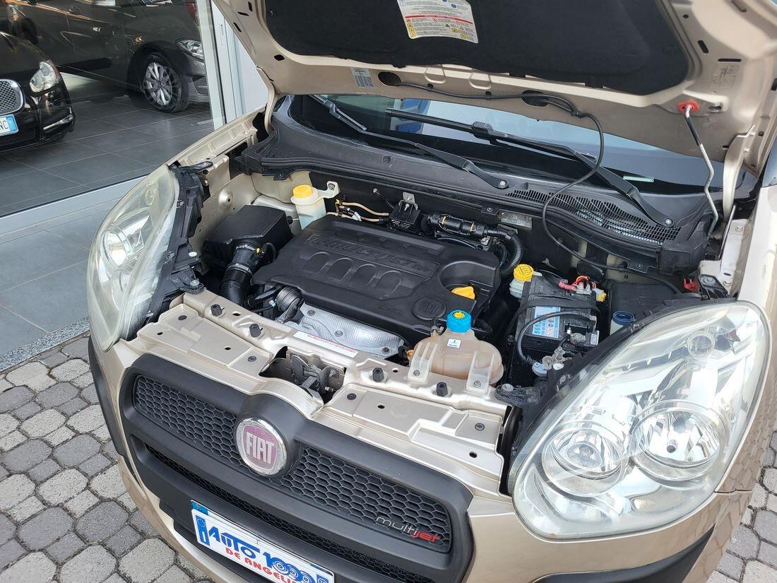 Fiat Doblo Doblò 1.6 MJT 5 POSTI Emotion con GANCIO TRAINO