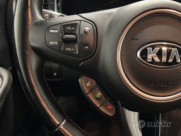 Kia Carens 1.7 crdi Class 115cv 5p.ti