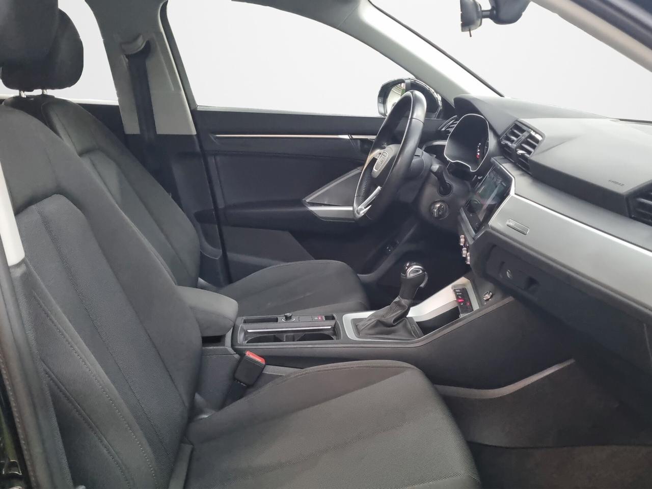 Audi Q3 SPORTBACK 45 TFSI e S tronic Business Plus