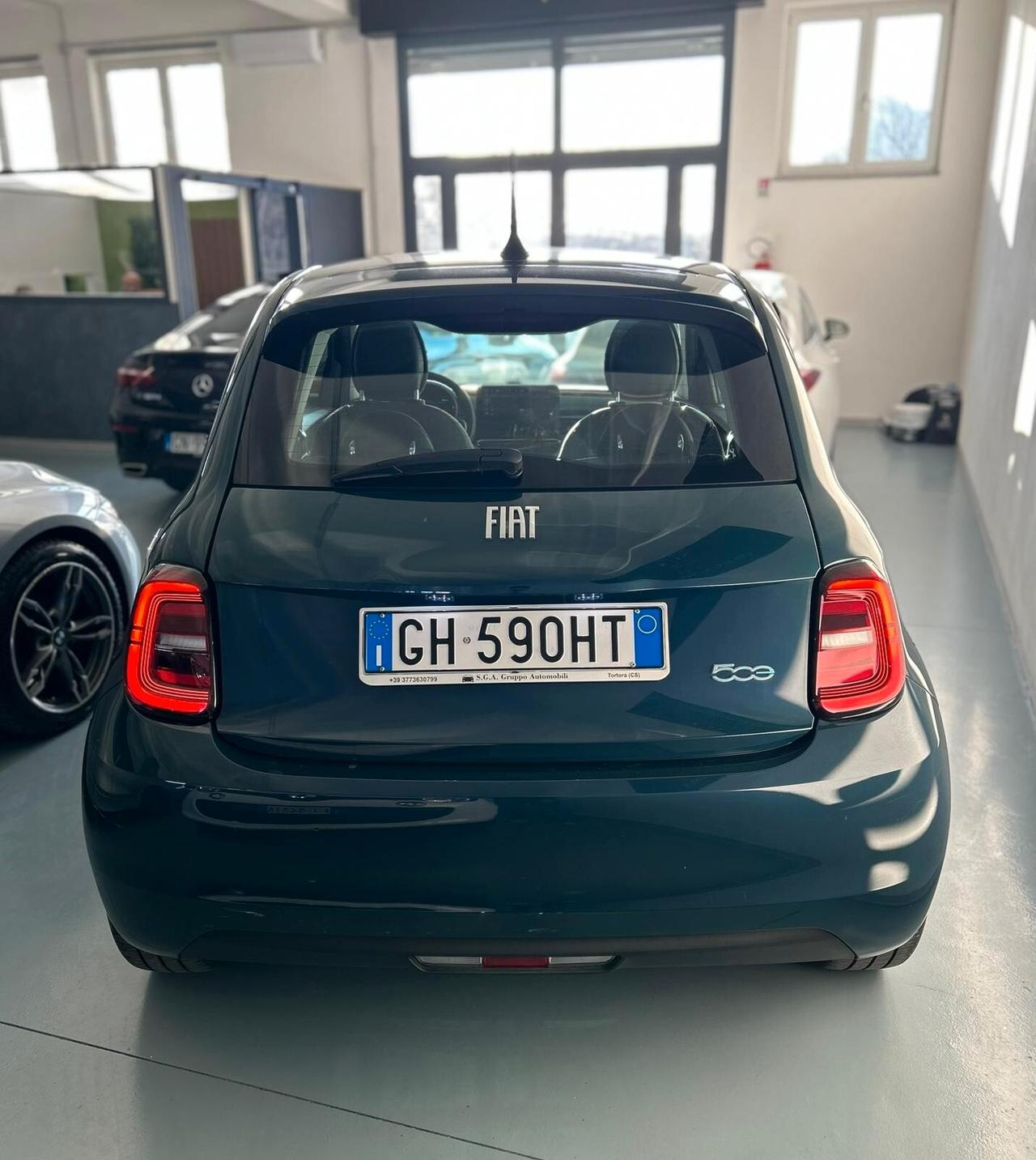 Fiat 500e 42 kWh Icon