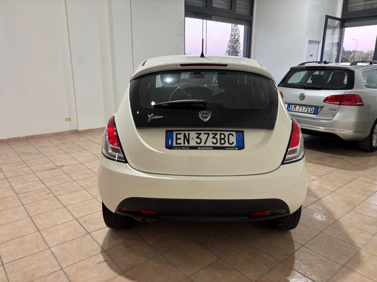 Lancia Ypsilon 1.2 69 CV 5 porte GPL Ecochic Silver