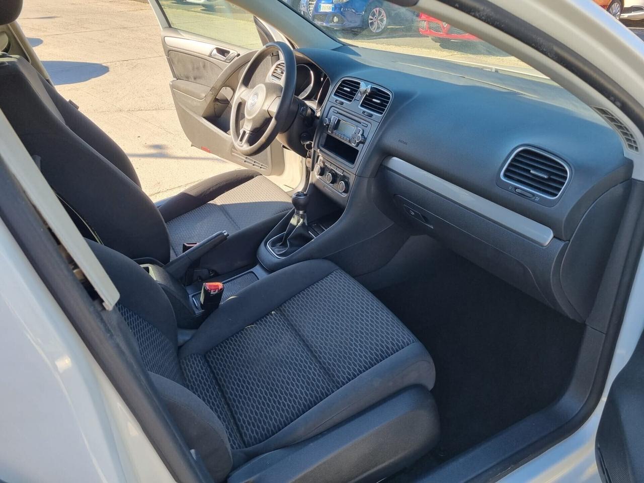 Volkswagen Golf 1.6 TDI DPF 5p. Highline