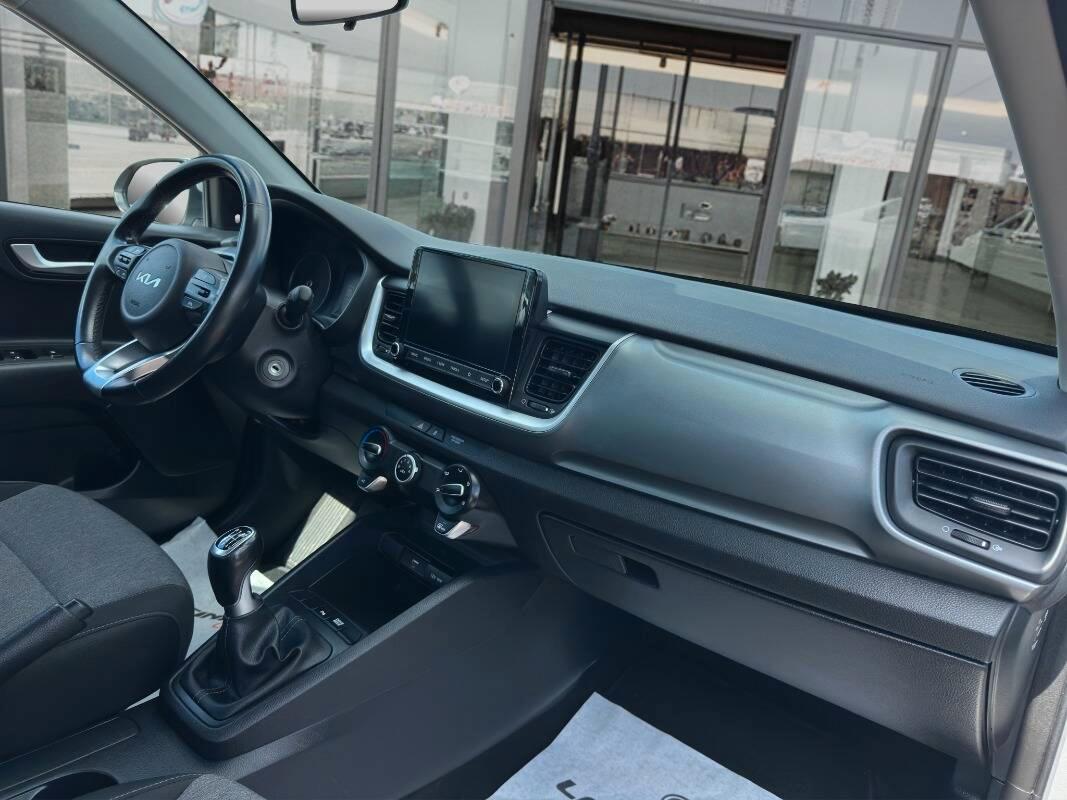 Kia Stonic 1.0 t-gdi mhev Style 100cv CON TELECAM E CARPLAY