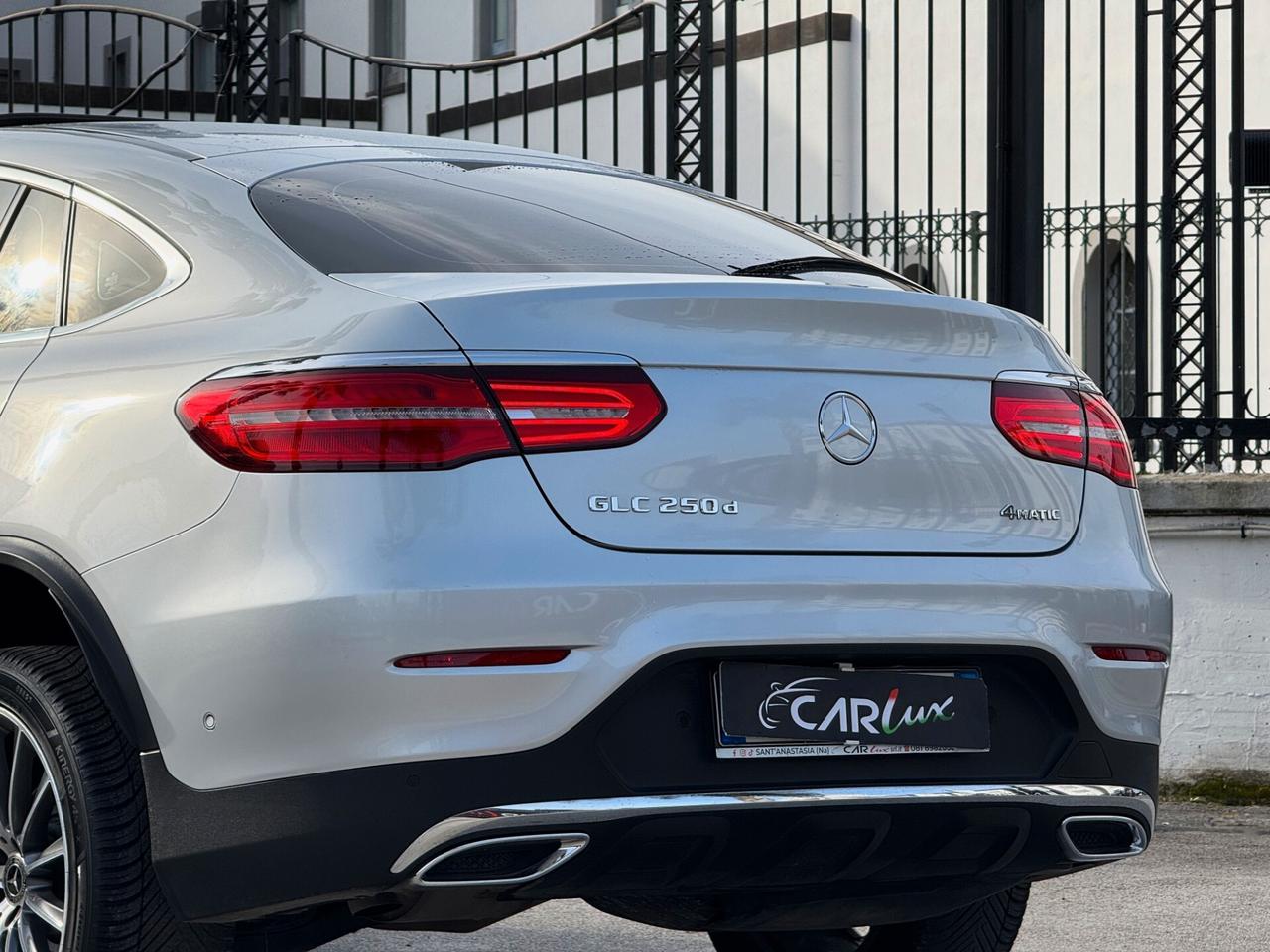 Mercedes-Benz GLC 250 d Coupé Premium AMG 4M