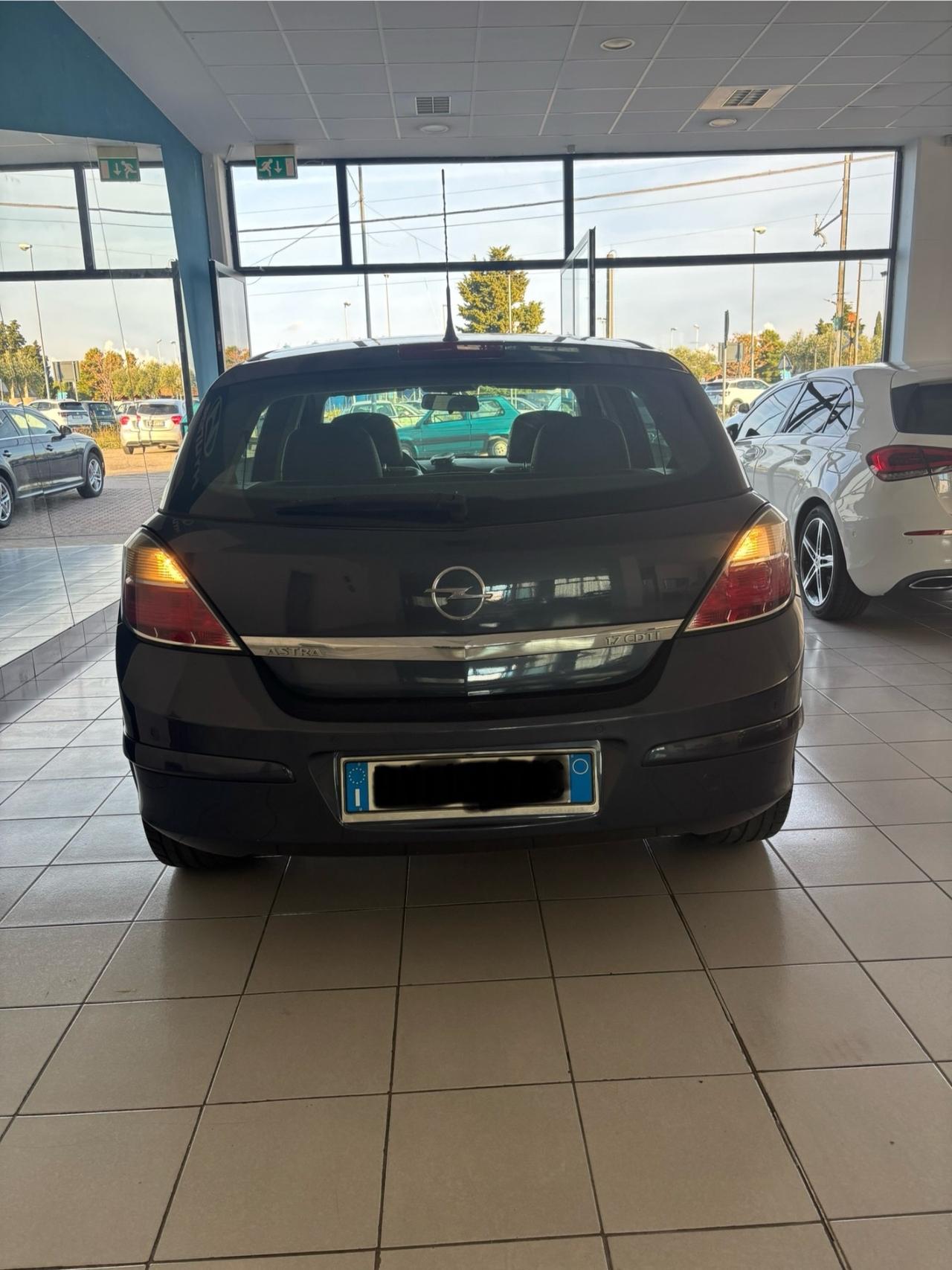 Opel Astra 1.7 CDTI 110CV 5 porte Cosmo
