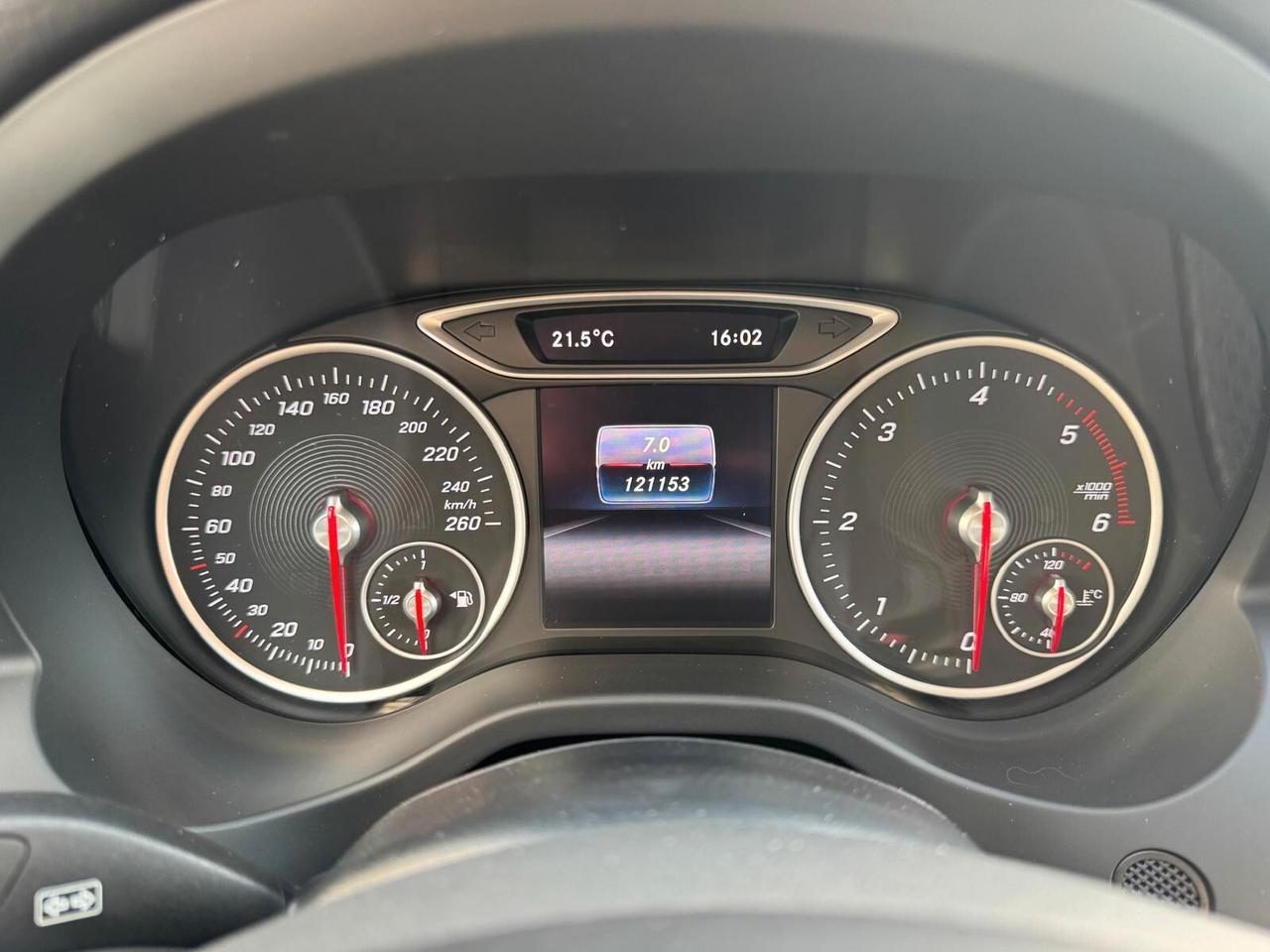 Mercedes-benz A 180 d Premium