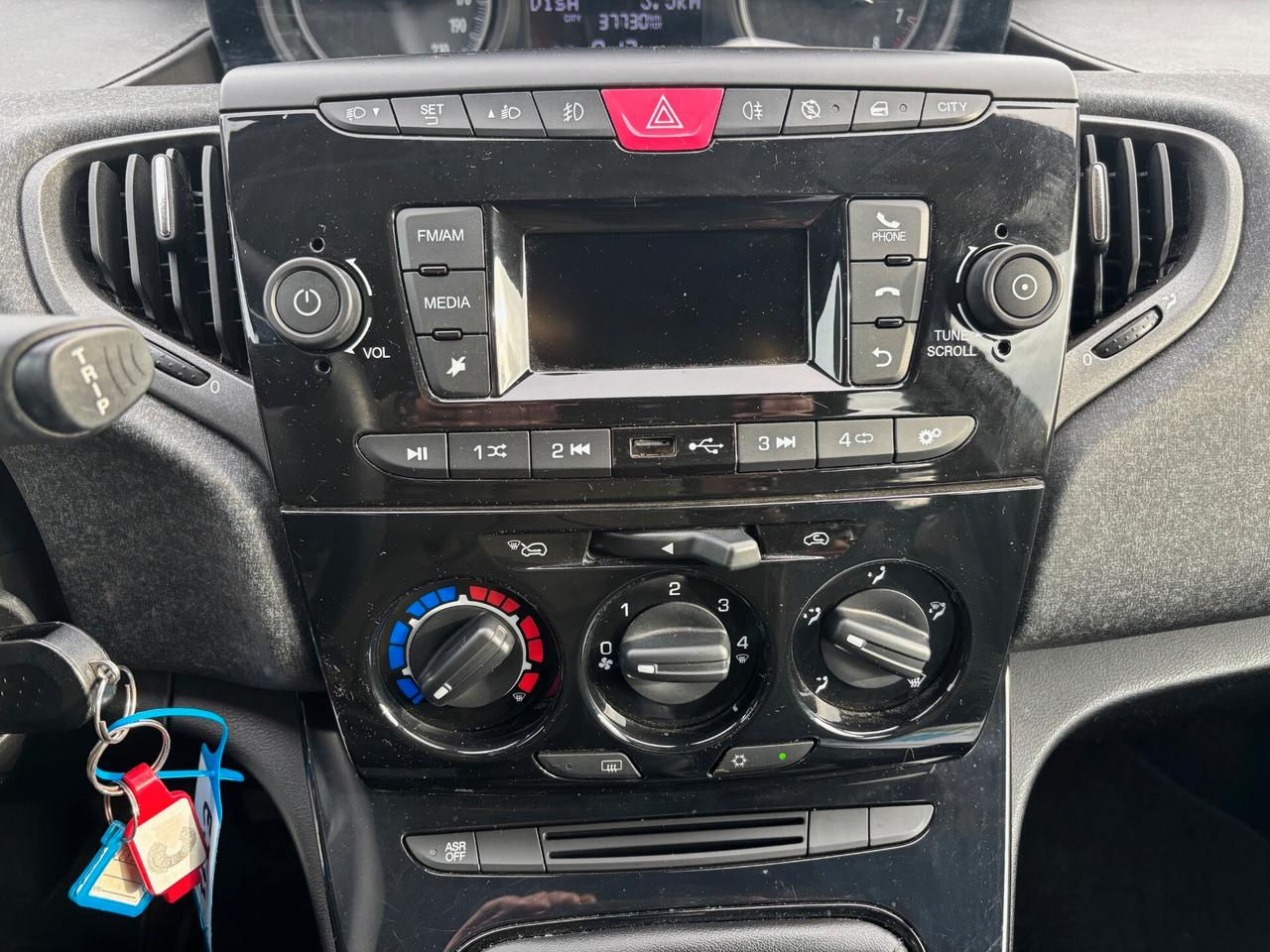 Lancia Ypsilon 1.2 69 CV 5 porte S&S Elefantino Blu