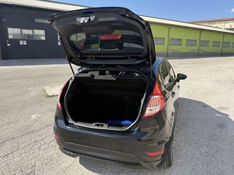 Ford Fiesta 1.5 TDCi 75CV ST-Line