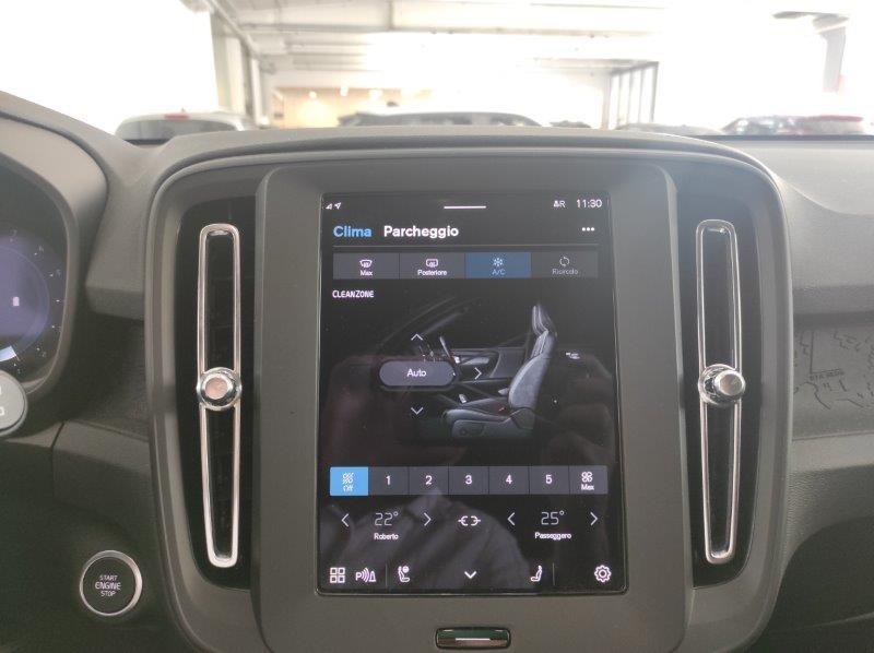 VOLVO XC40 (2017-->) - XC40 B3 automatico Essential