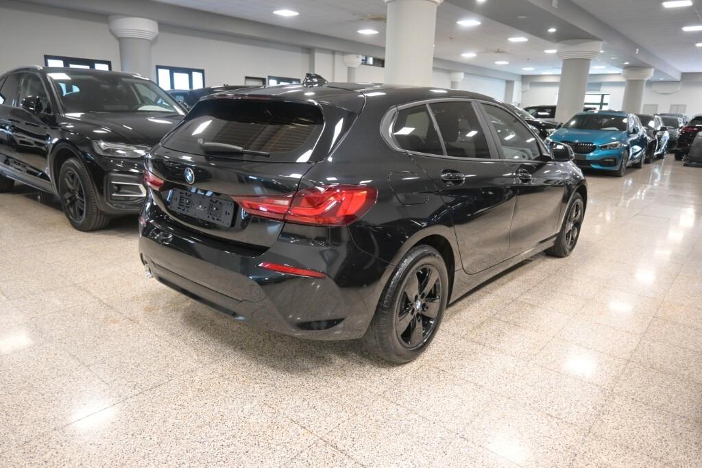 BMW 116D 115CV 6M. BUSINESS ADVANTAGE ( FARI LED - BMW DIGITAL COCKPIT - CRUISE - NAVI - MIRROR - PARK ASSISTANT - TELECAMERA POST. )
