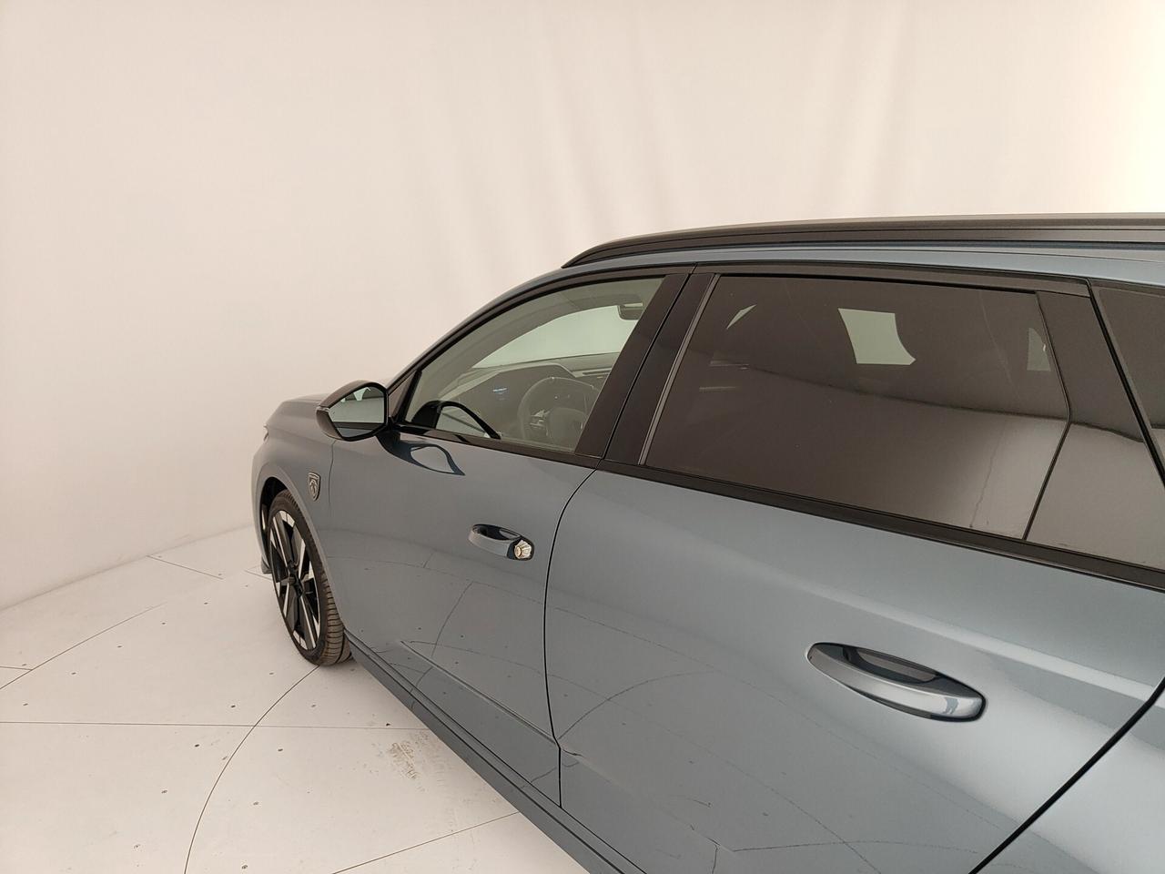 Peugeot 308 Plug-in Hybrid 195 e-DCS7 GT