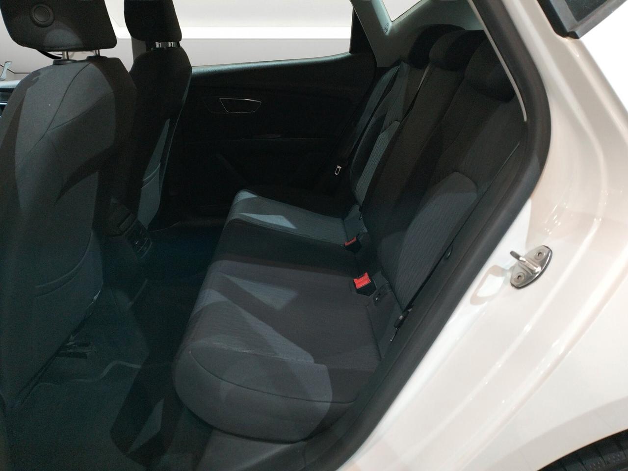 SEAT Leon 5p 1.6 tdi cr Style *NEOPATENTATI*