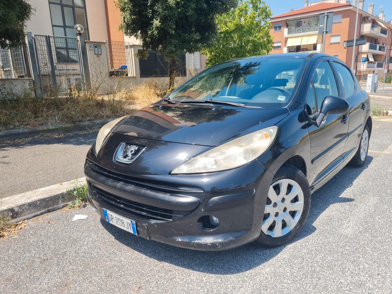 Peugeot 207 1.4 8V 75CV 5p. Energie
