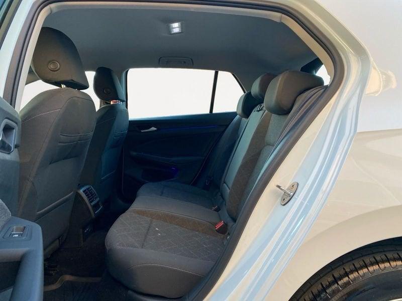 Volkswagen Golf Golf 8 Life 1.0 eTSI EVO 81 kW (110 CV) DSG