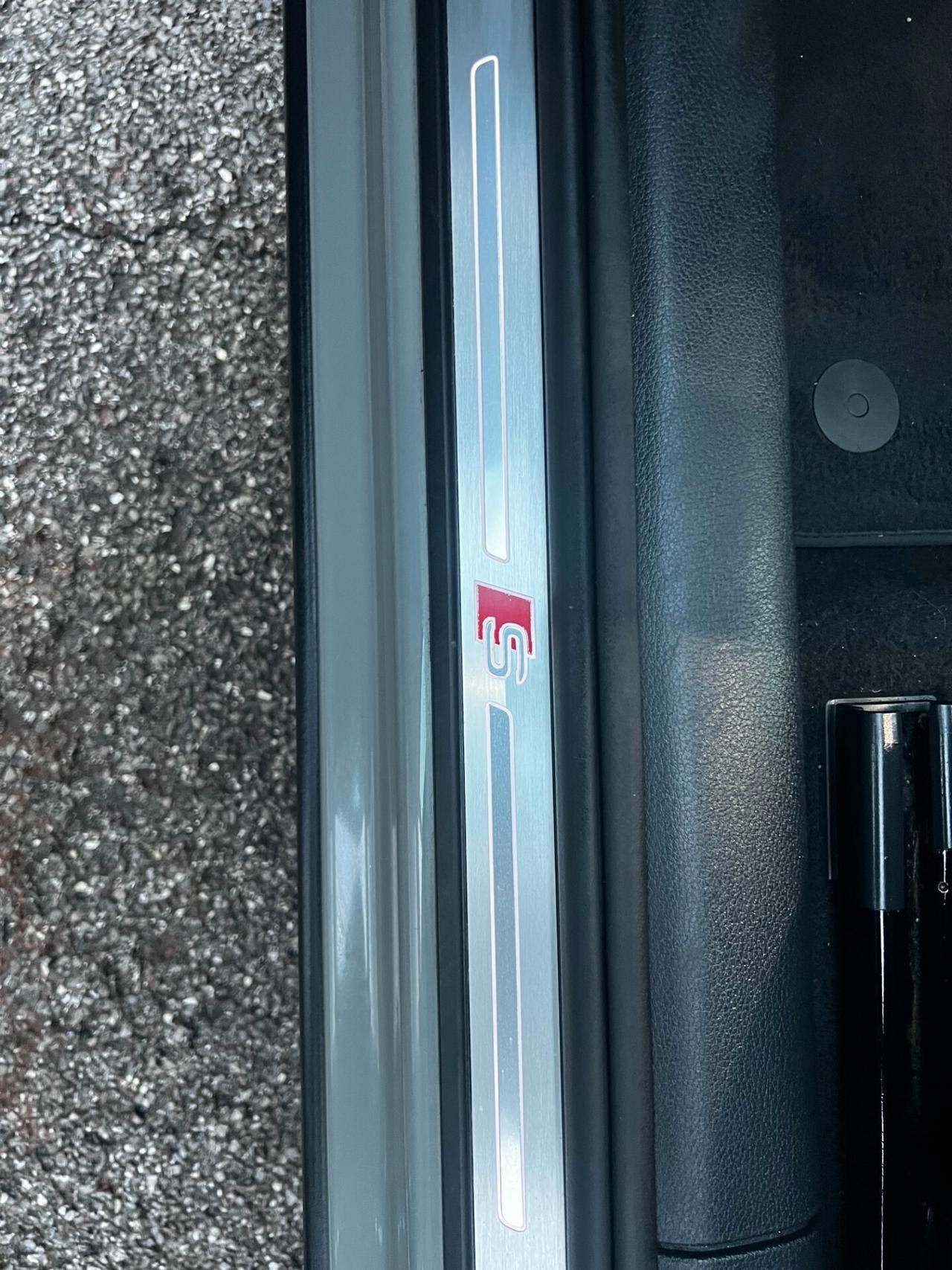 Audi Q2 1.6 TDI-S Line-Modello Edition