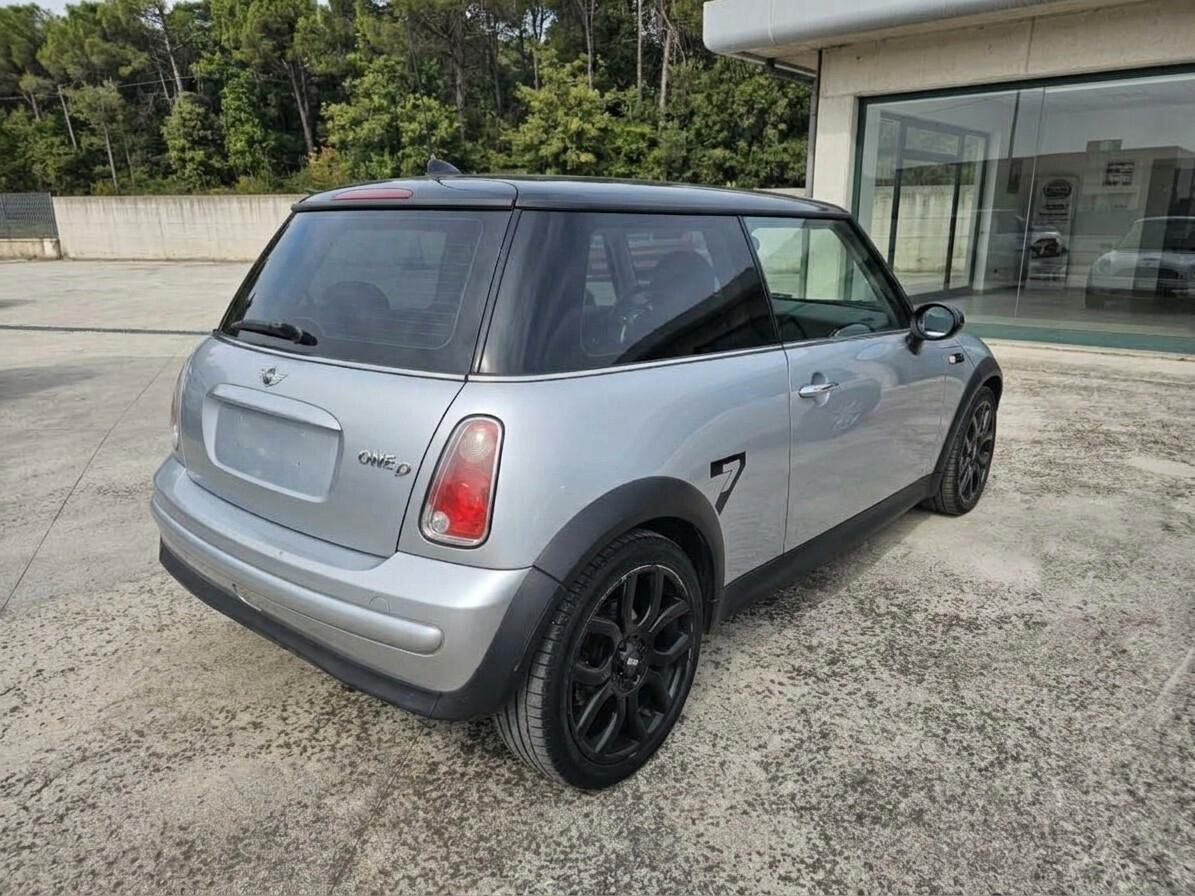 Mini 1.4 tdi One D Seven
