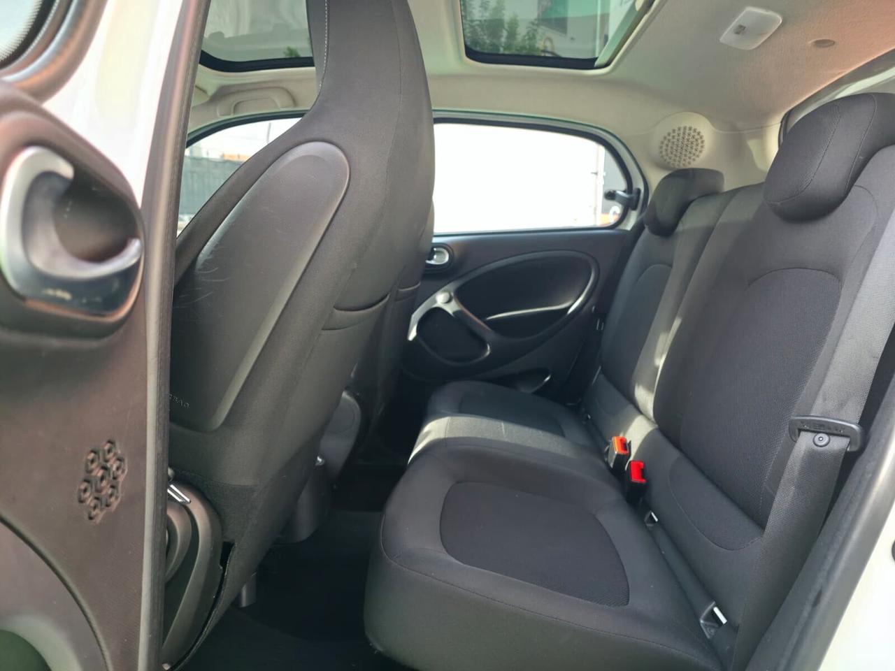 Smart ForFour 70 1.0 twinamic Superpassion