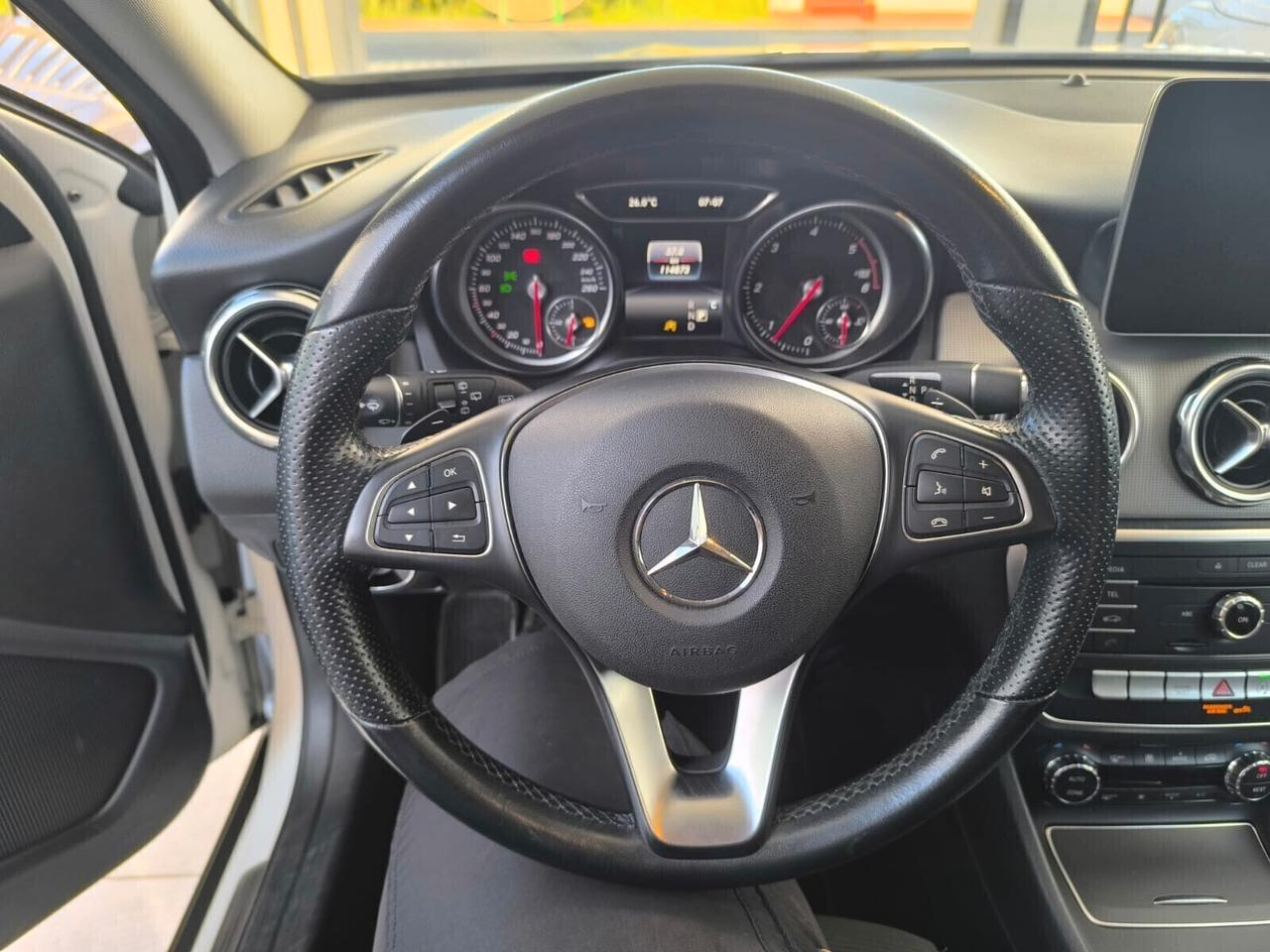 Mercedes GLA 200 d Automatic Premium 2019