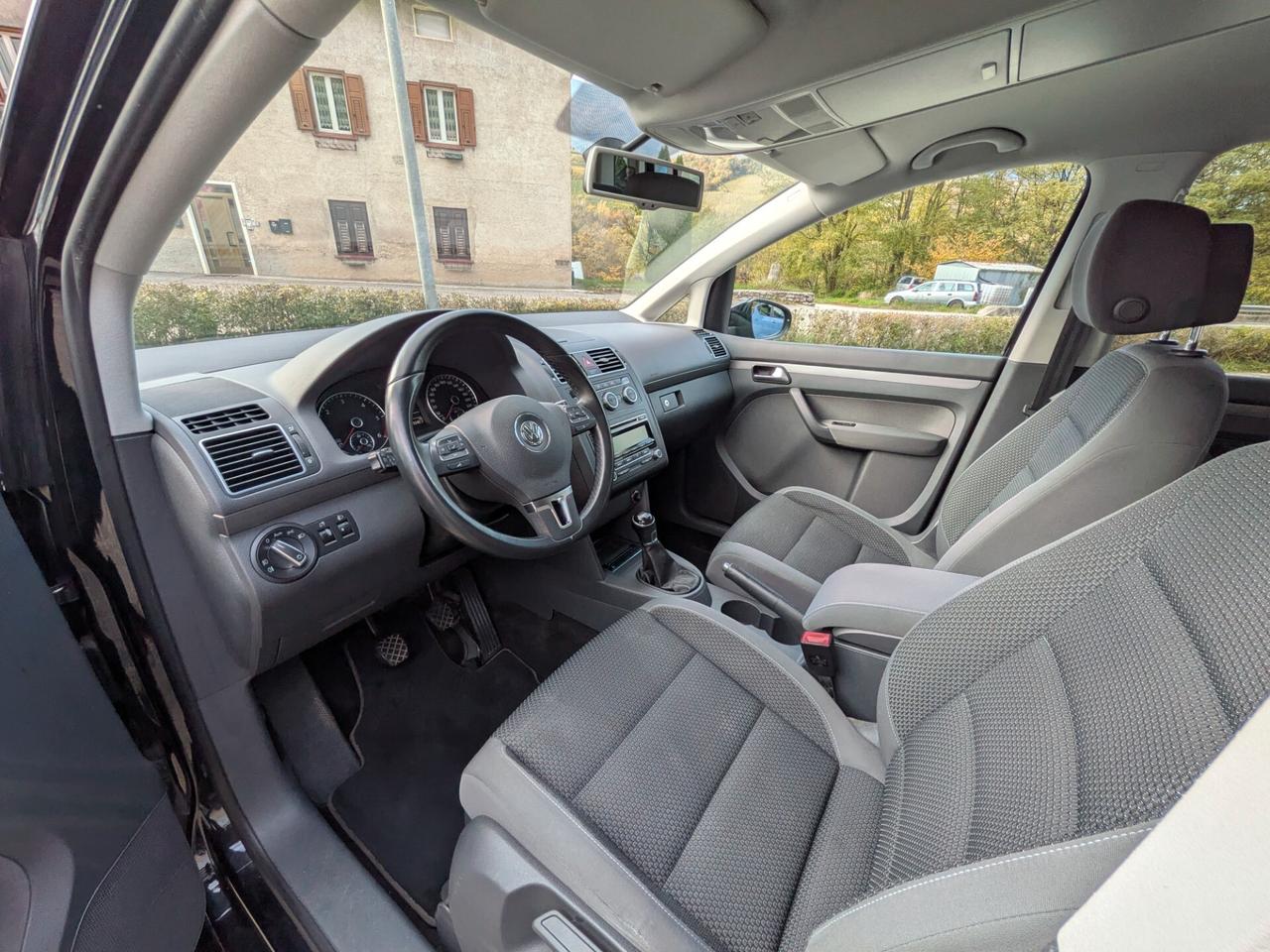 VW TOURAN 1.6 TDI 105CV 7 POSTI