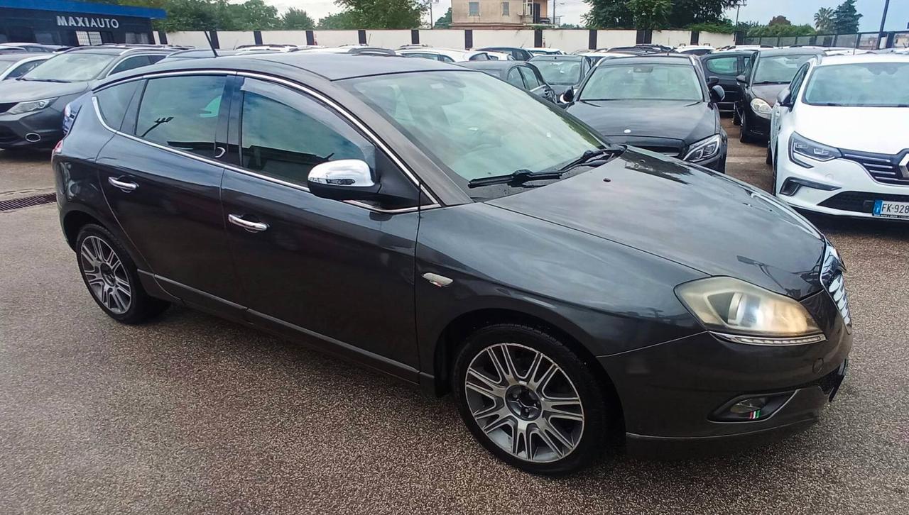 Lancia Delta SENZA BUSTA PAGA