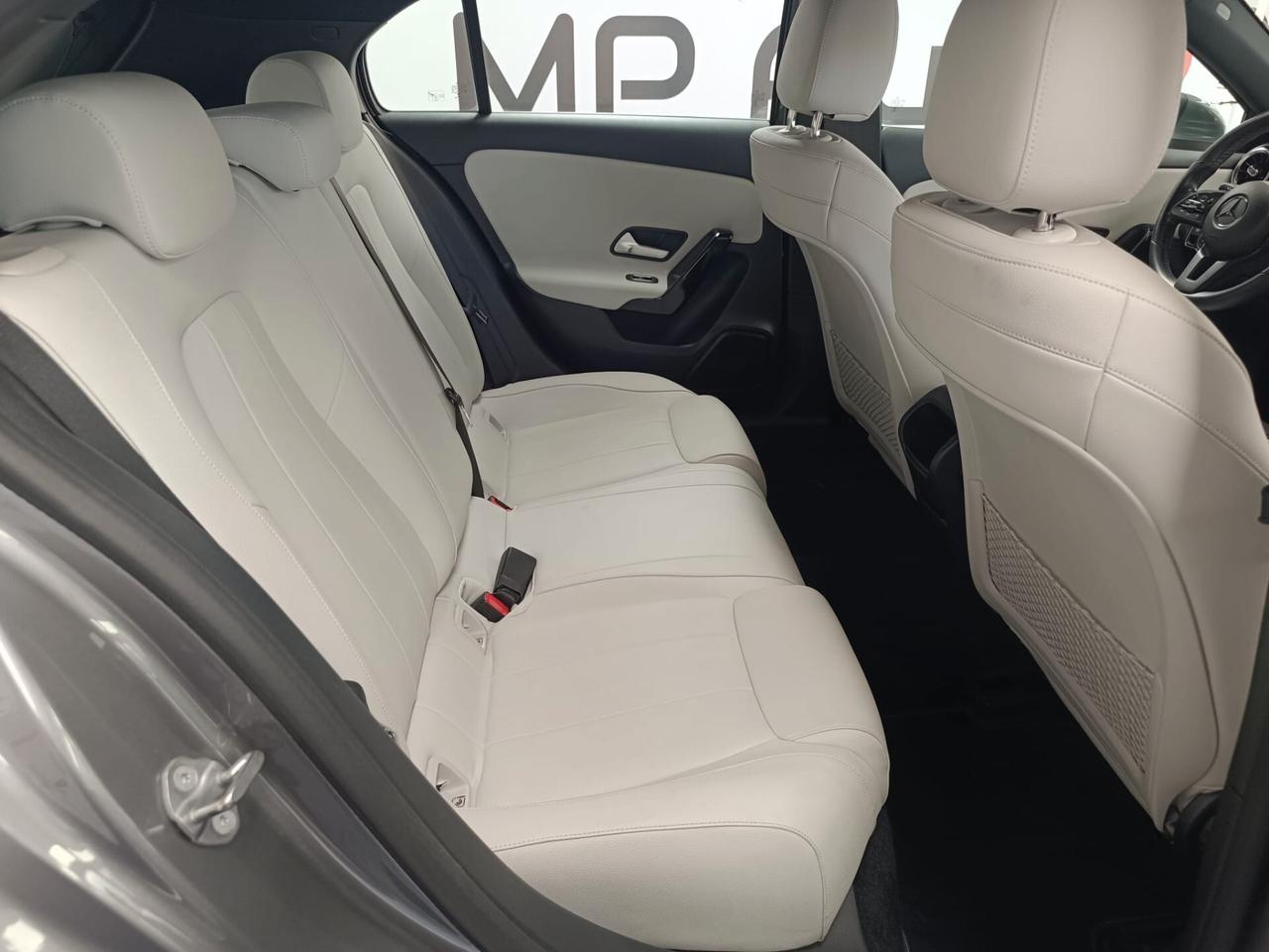Mercedes-benz A 180 d Automatic Premium