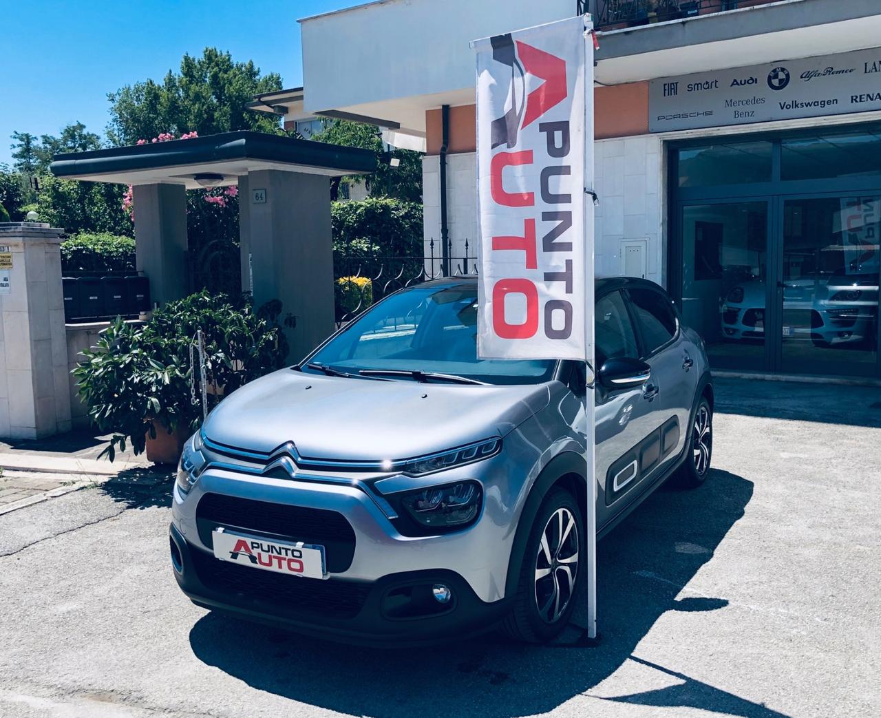 Citroen C31.2 110 CV TETTO NERO Shine -telecam-