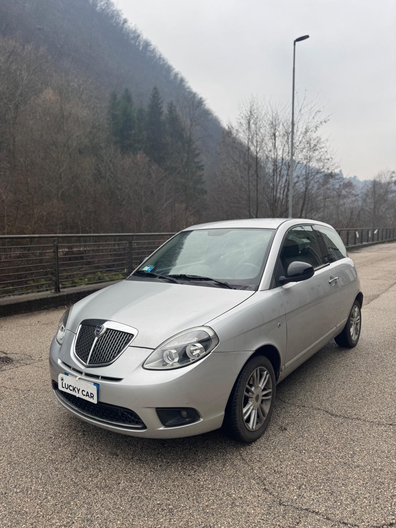 Lancia Ypsilon 1.3 MJT 16V 95 CV 5 porte S&S Gold