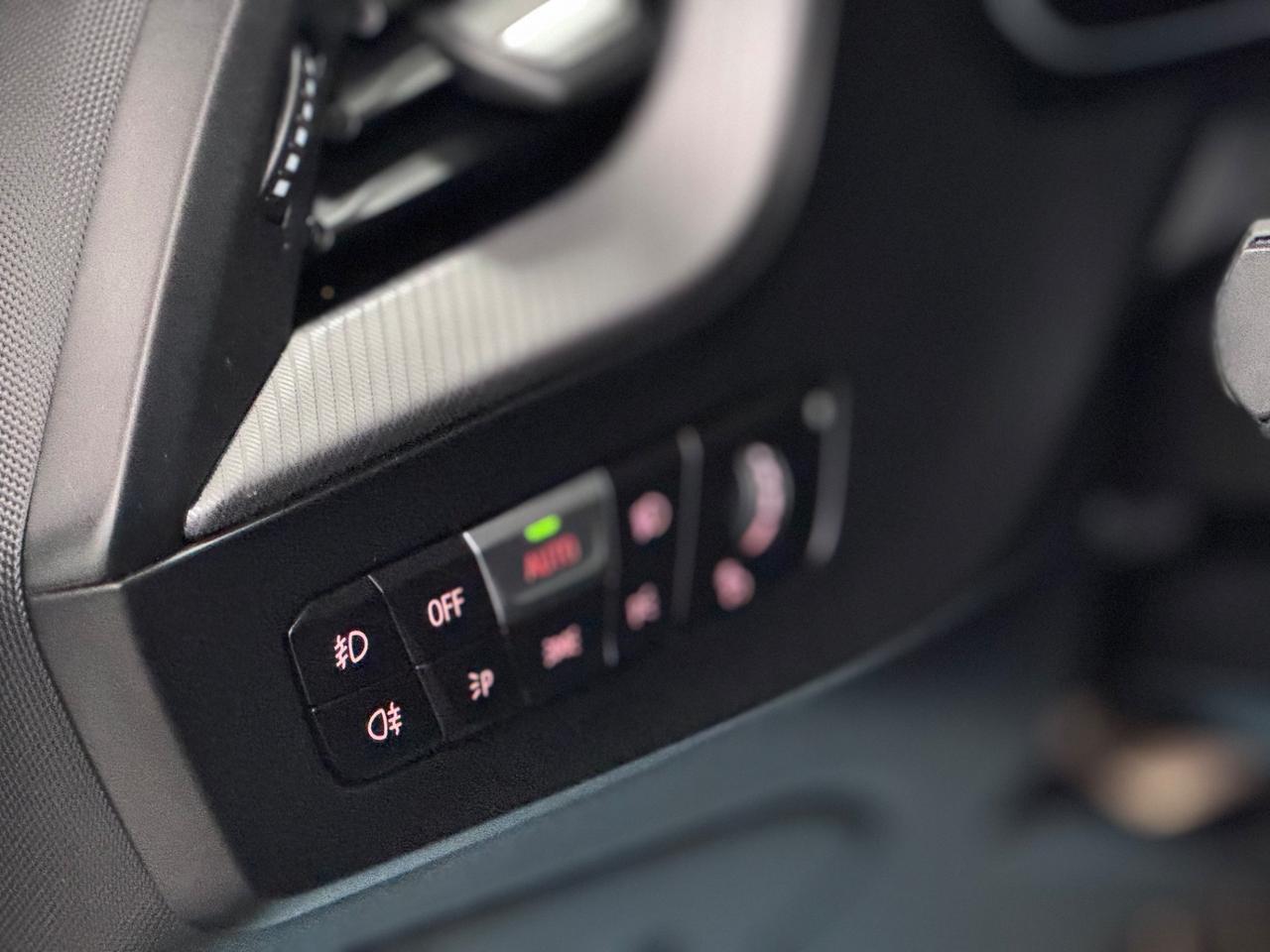 Bmw 116 116d 5p. Msport