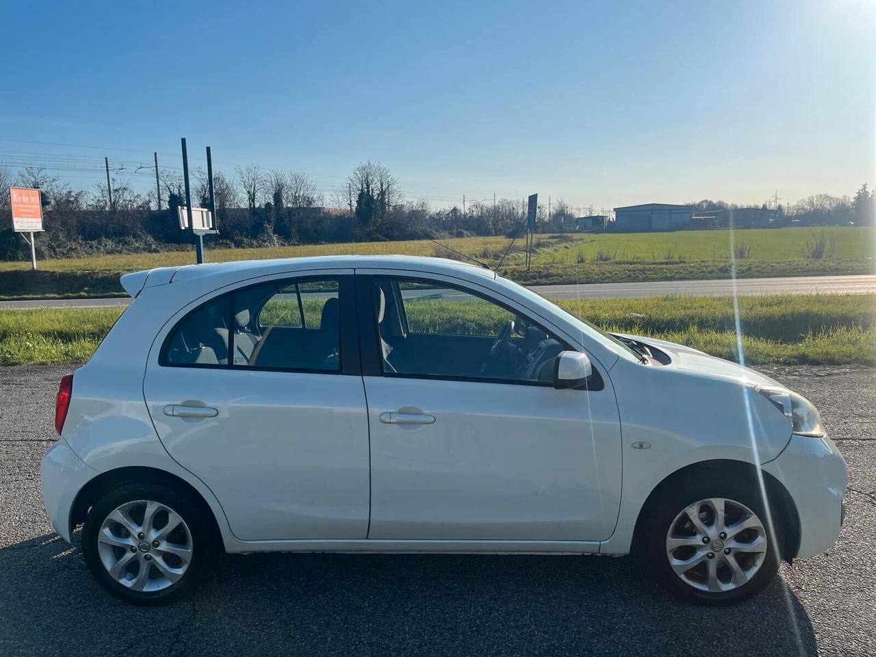 Nissan Micra 1.2 12V 5 porte Tekna