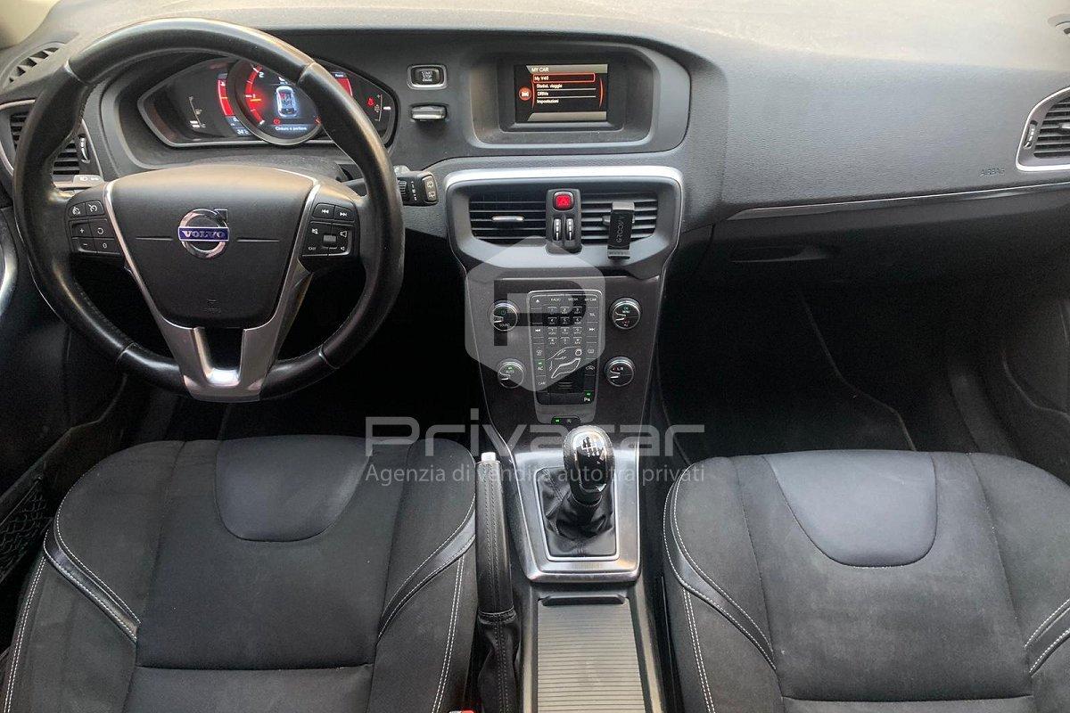 VOLVO V40 D2 1.6 Kinetic