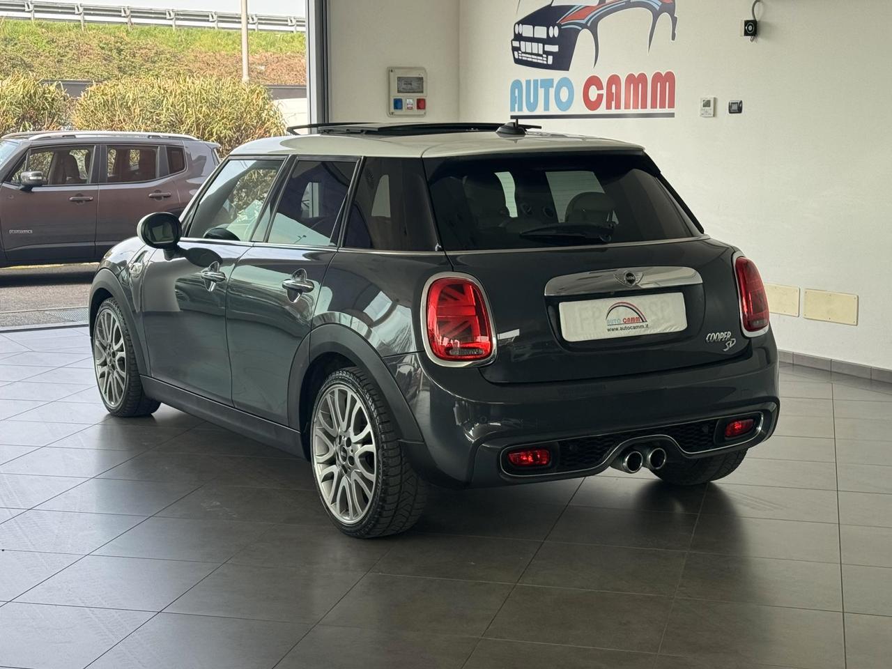 Mini 5 Porte Cooper SD 2.0 170cv Aut. Hype Tetto Apribile