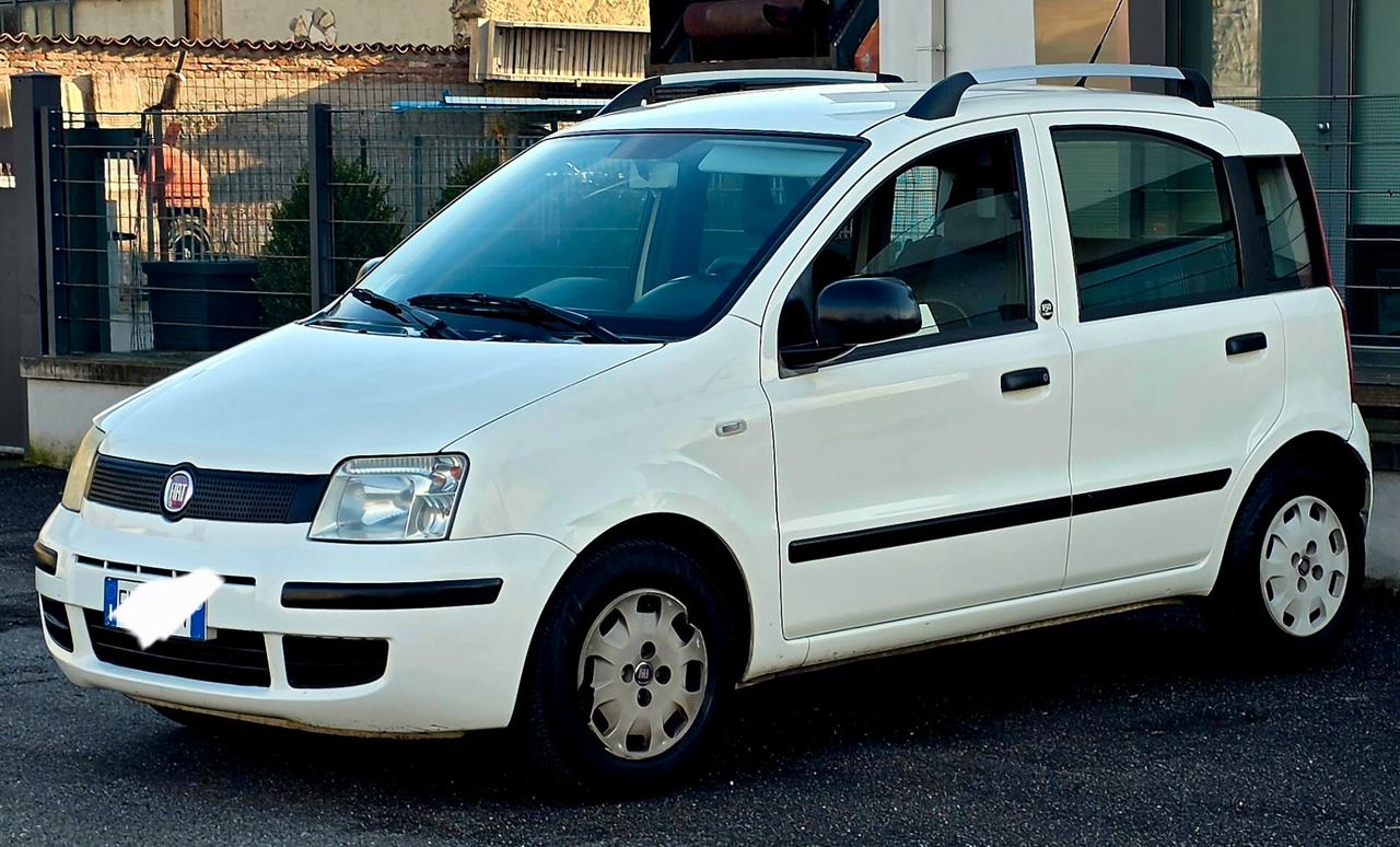Fiat Panda 1.2 Emotion neopatentati euro5B benzină