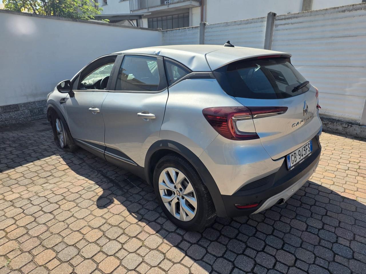 Renault Captur TCe 100 CV GPL Euro 6 D con 85000km.