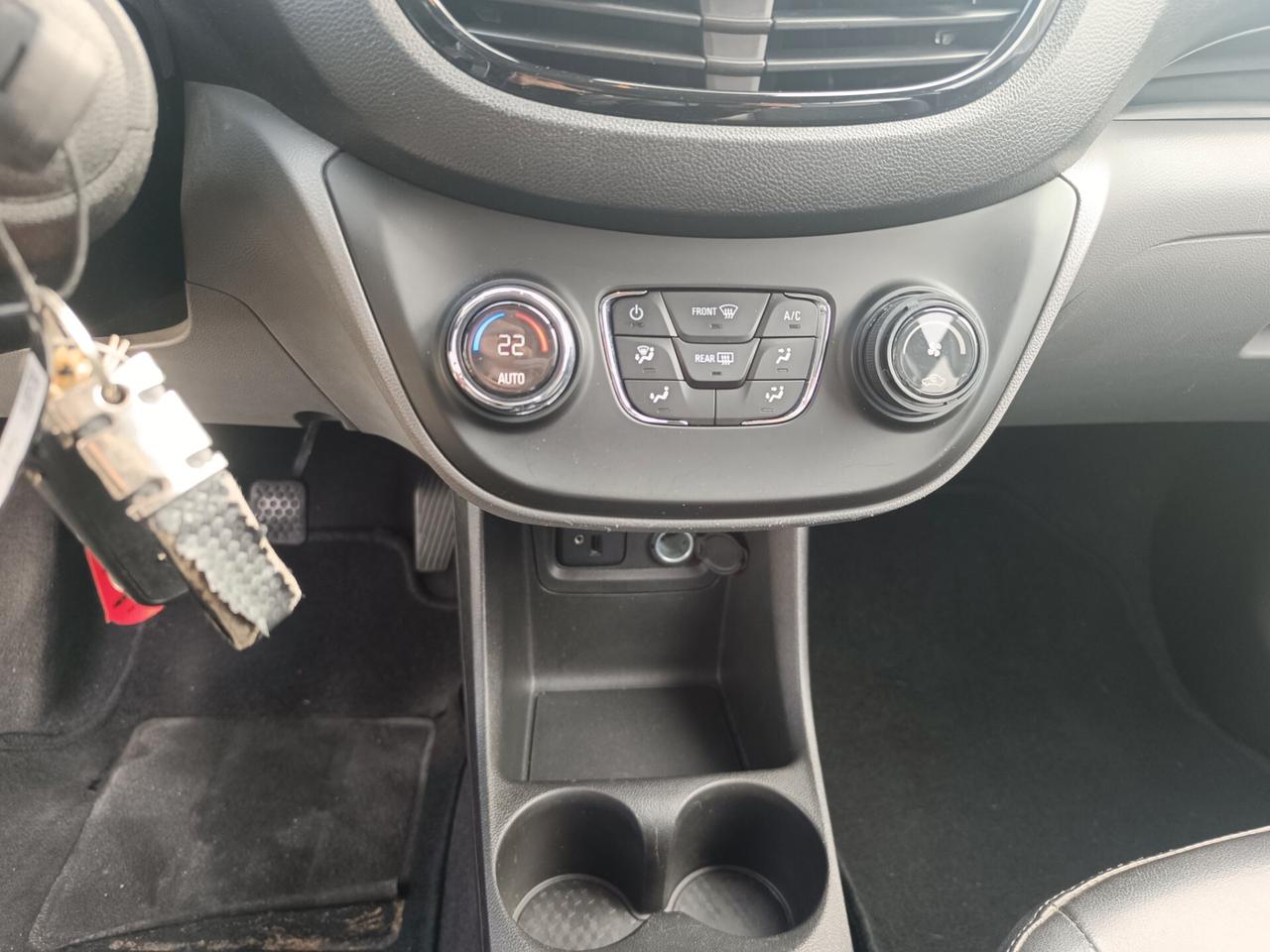 Opel Karl 1.0 benzina del 2016 SOLO 119.000 KM