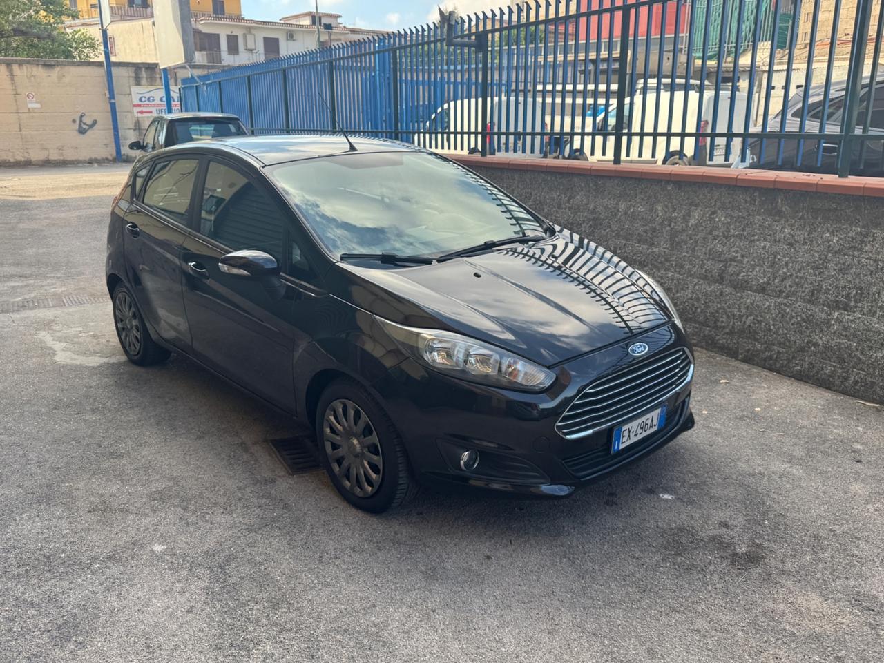 Ford Fiesta 1.5 TDCi 75CV 5 porte Titanium