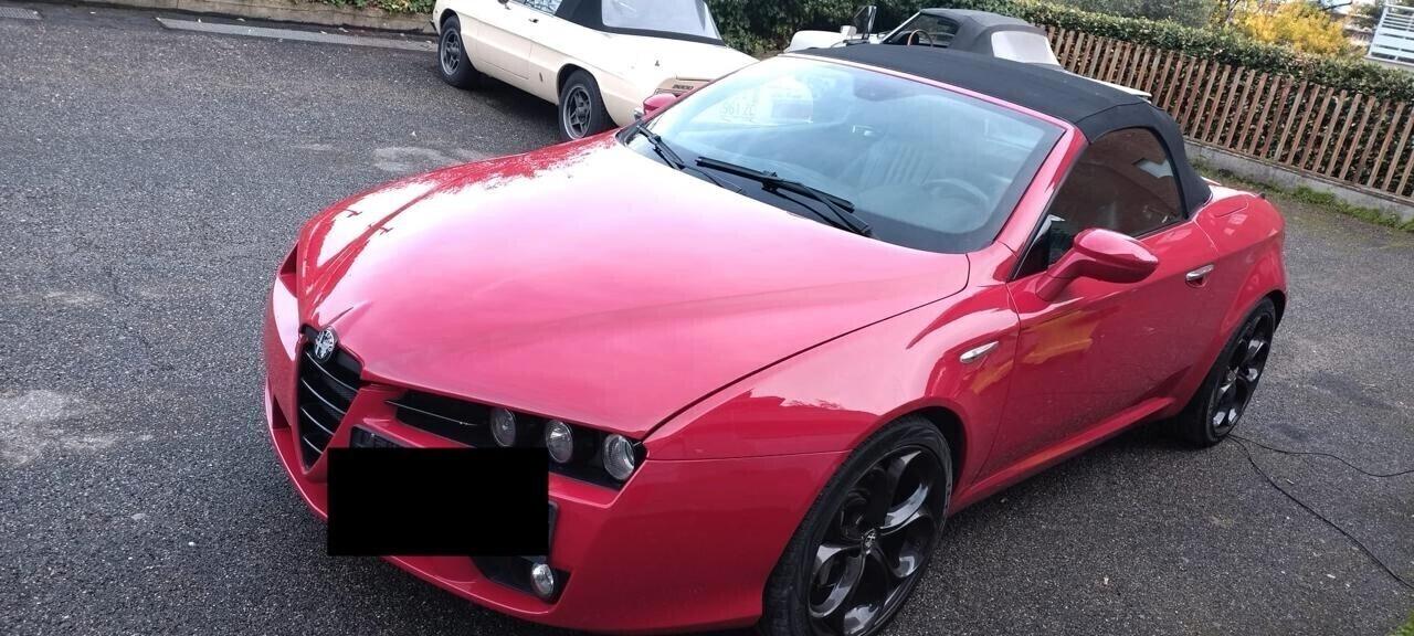 Alfa Romeo Spider 3200 V6