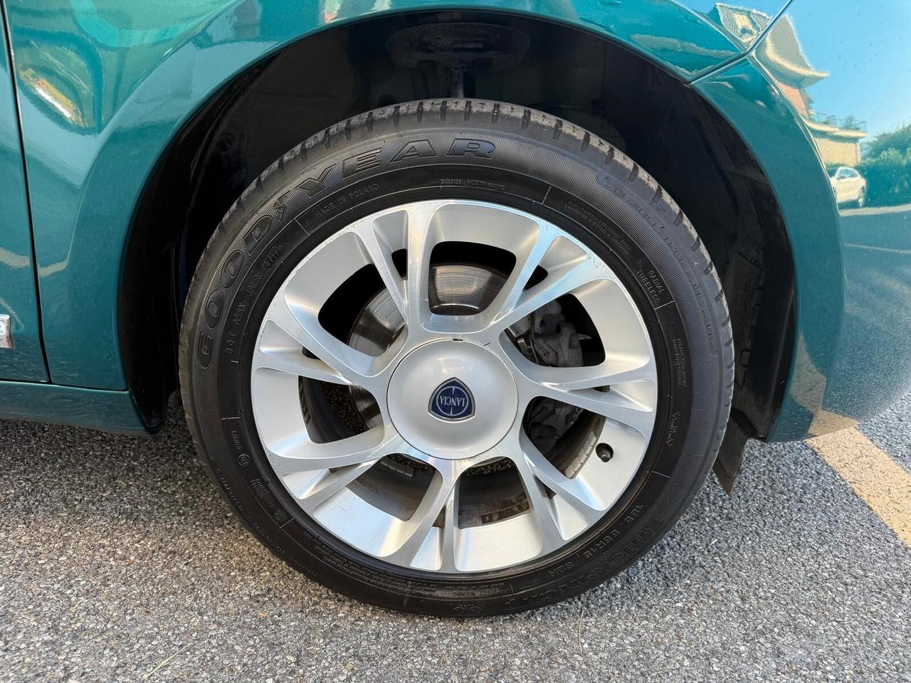 Lancia Ypsilon 1.2 69 CV 5 porte Platinum ***OK NEOPATENTATI***