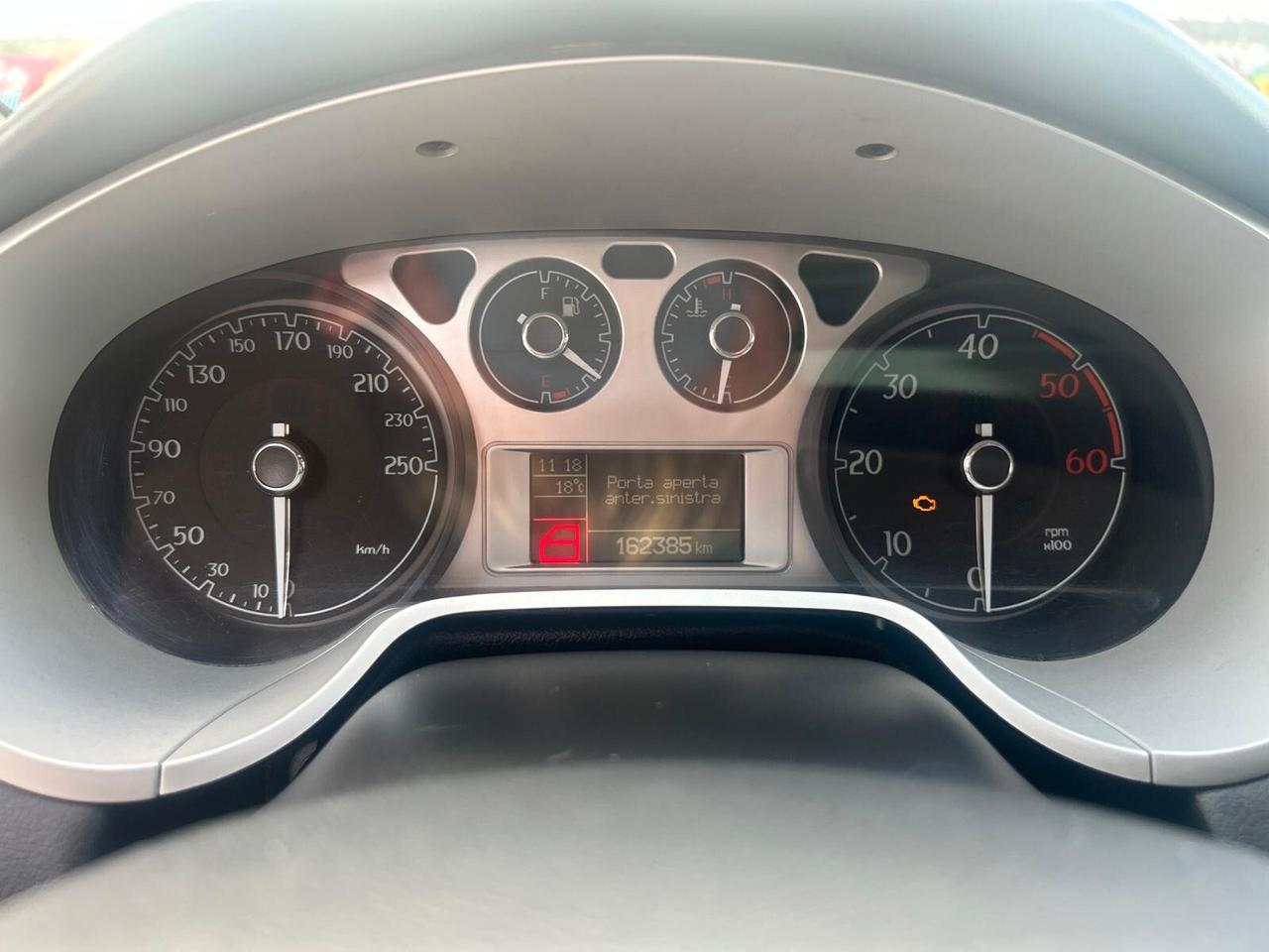 Lancia Delta 1.6 MJT DPF Gold