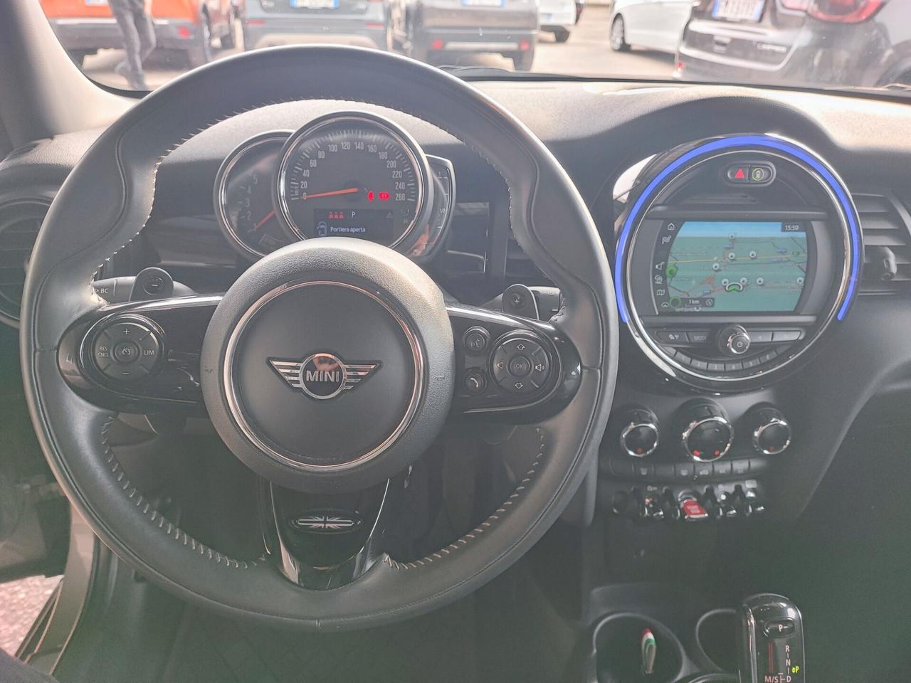 Mini 2.0 Cooper SD aut. Hype 5 porte