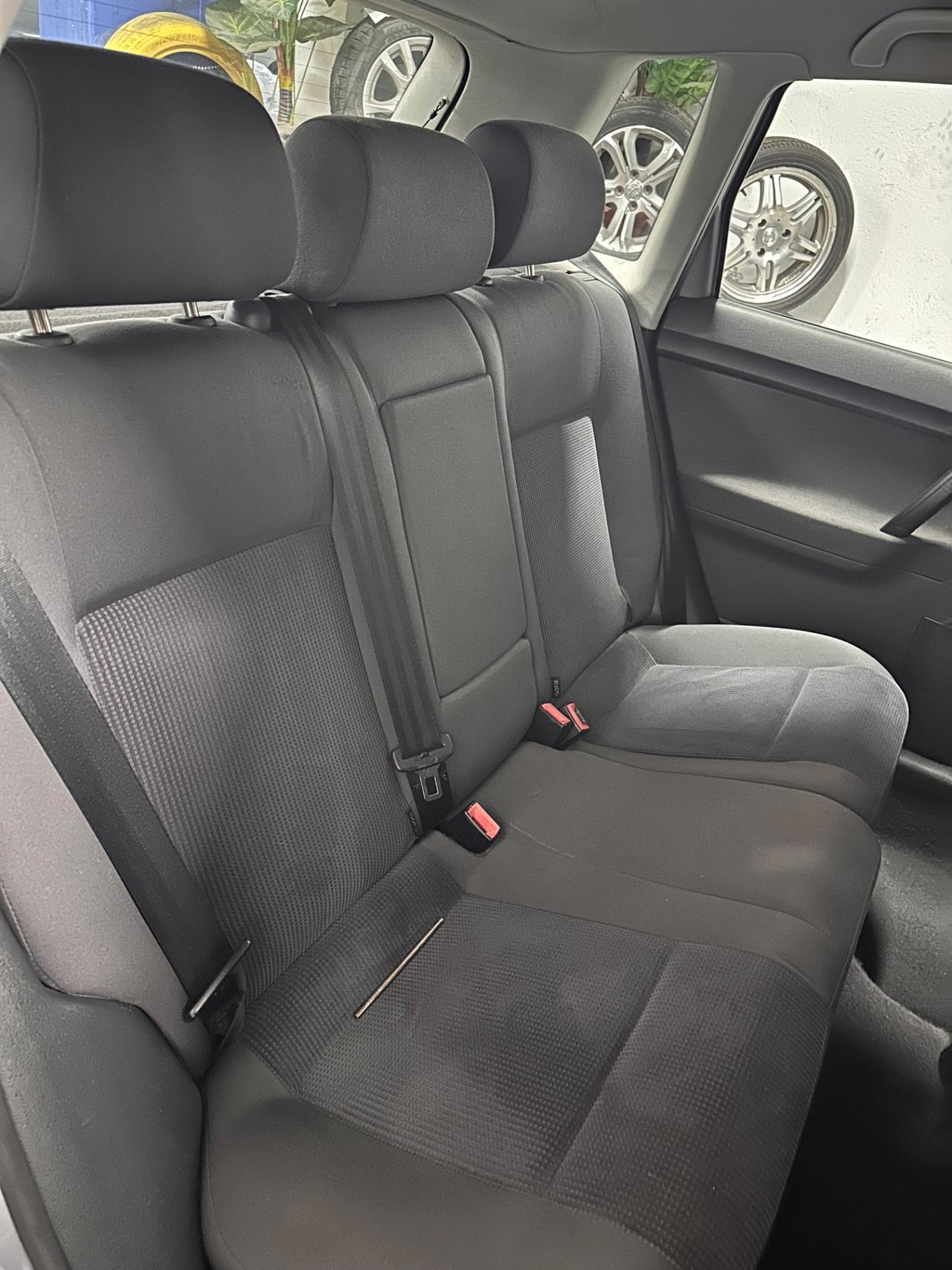 Volkswagen Polo 1.2/64CV 12V 5p. Comfortline 2006