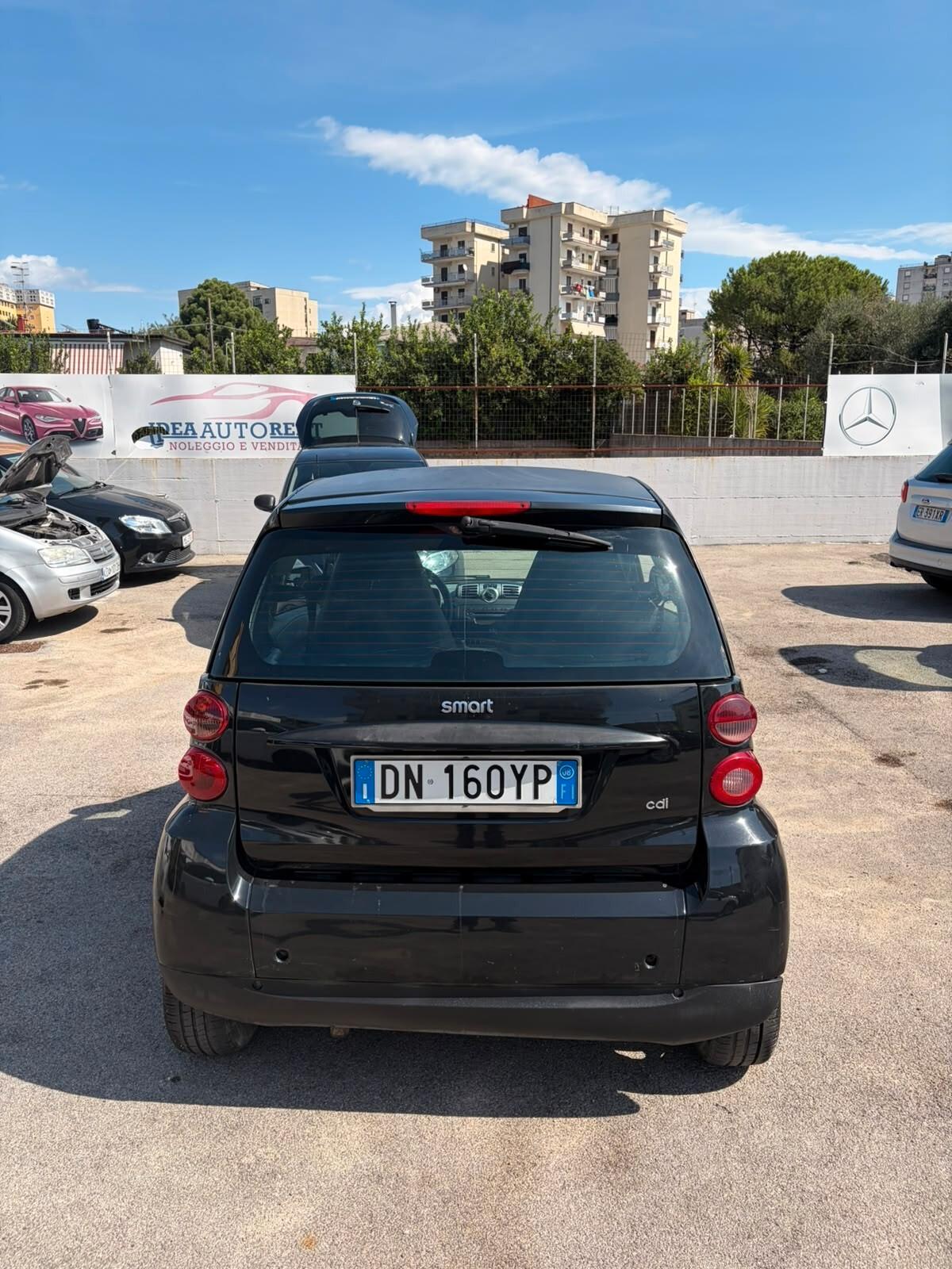 Smart ForTwo 800 33 kW coupé pure cdi