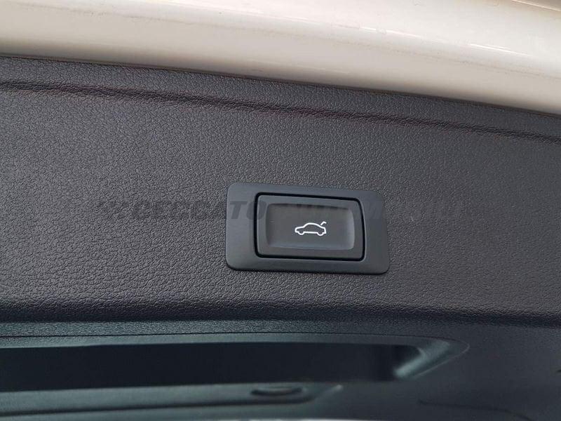 Audi A4 A4 Avant 30 2.0 tdi mhev Business Advanced 136cv s-tronic